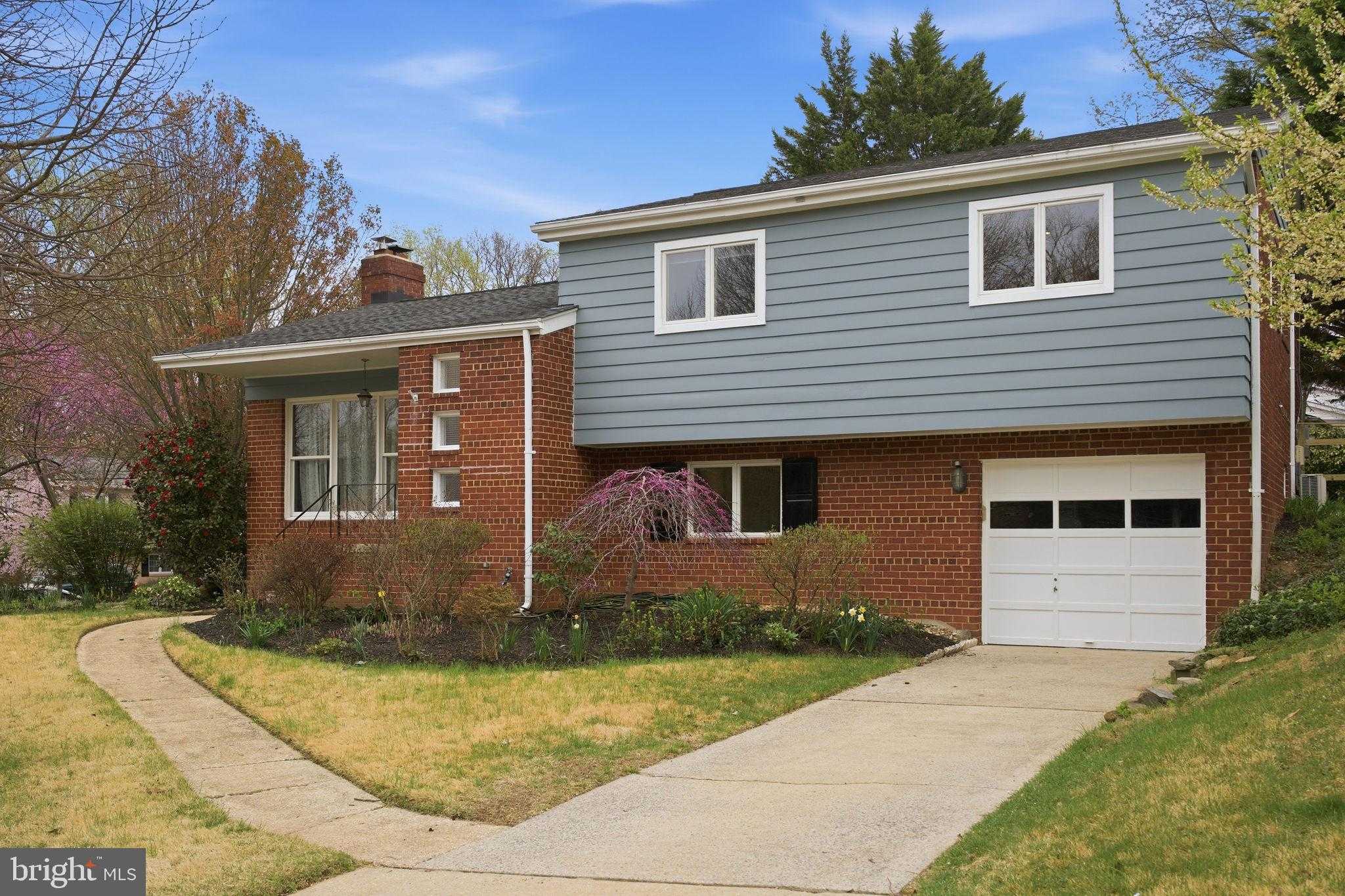 7713 Massena Rd, Bethesda