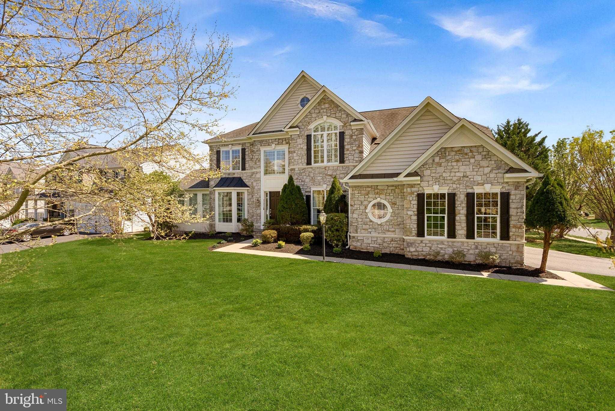 43250 Candice Dr, Ashburn