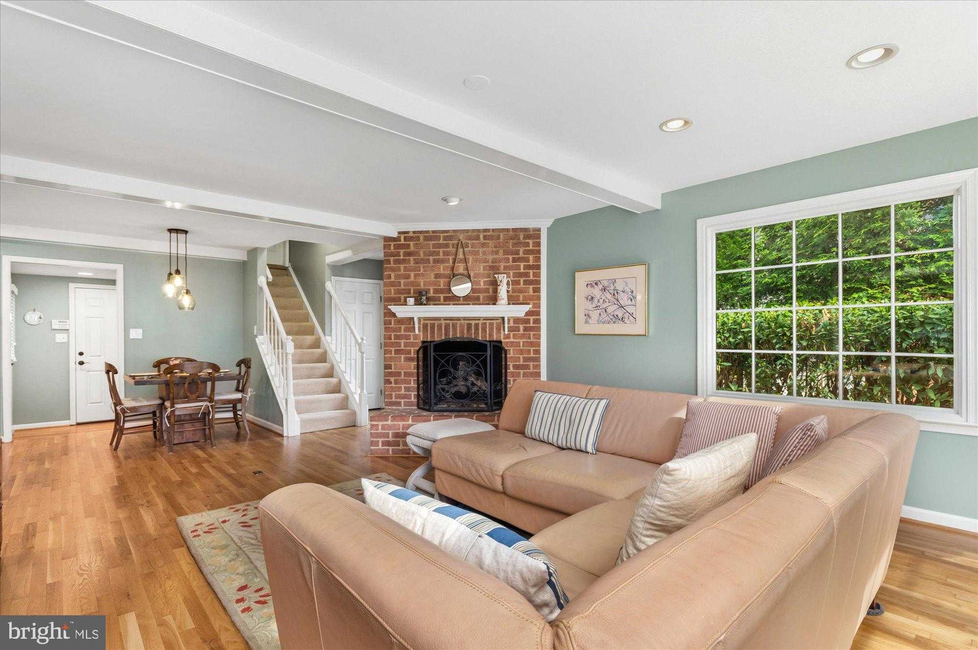 132 Upshire Cir photo 17