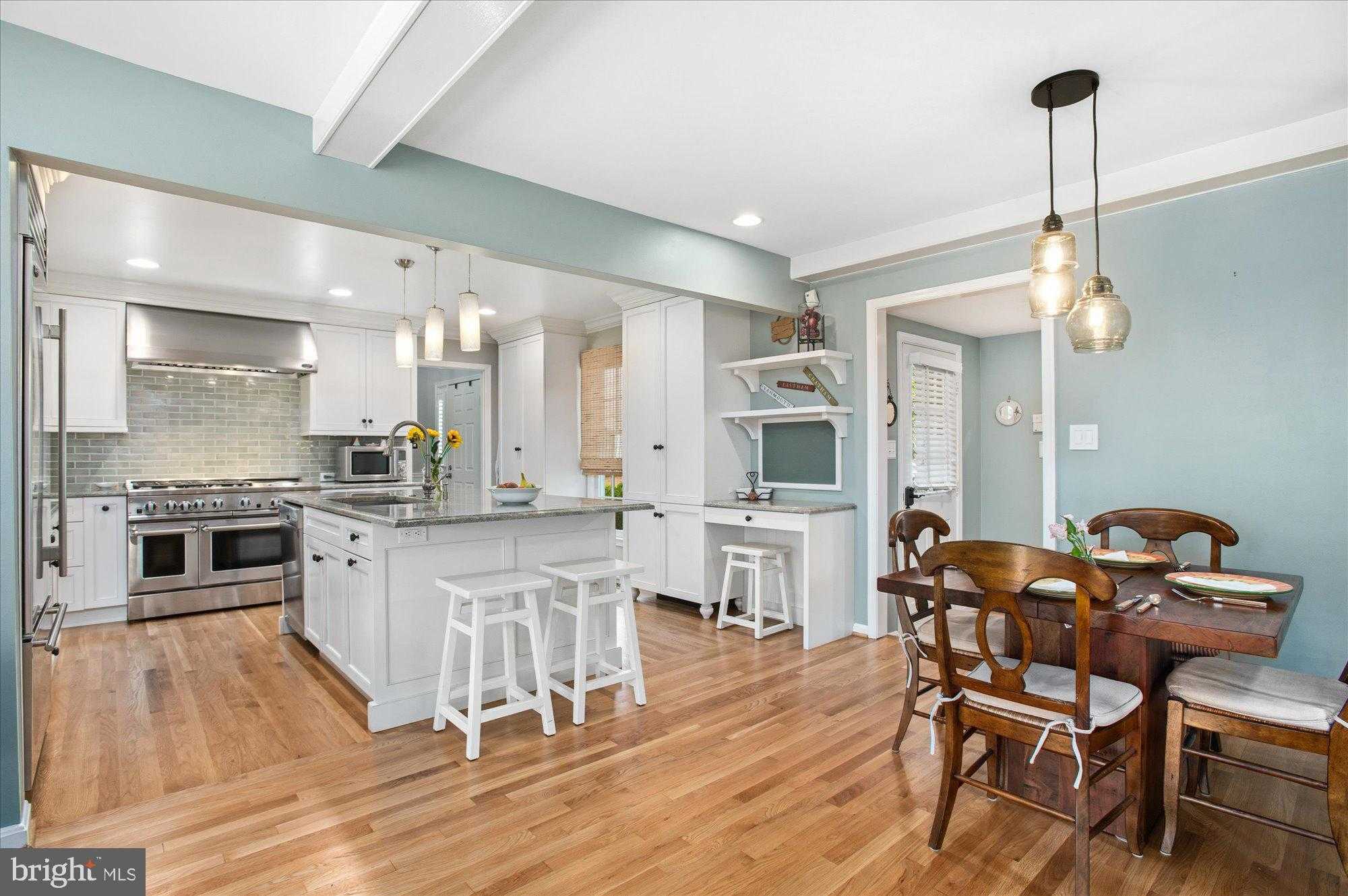 132 Upshire Cir photo 20