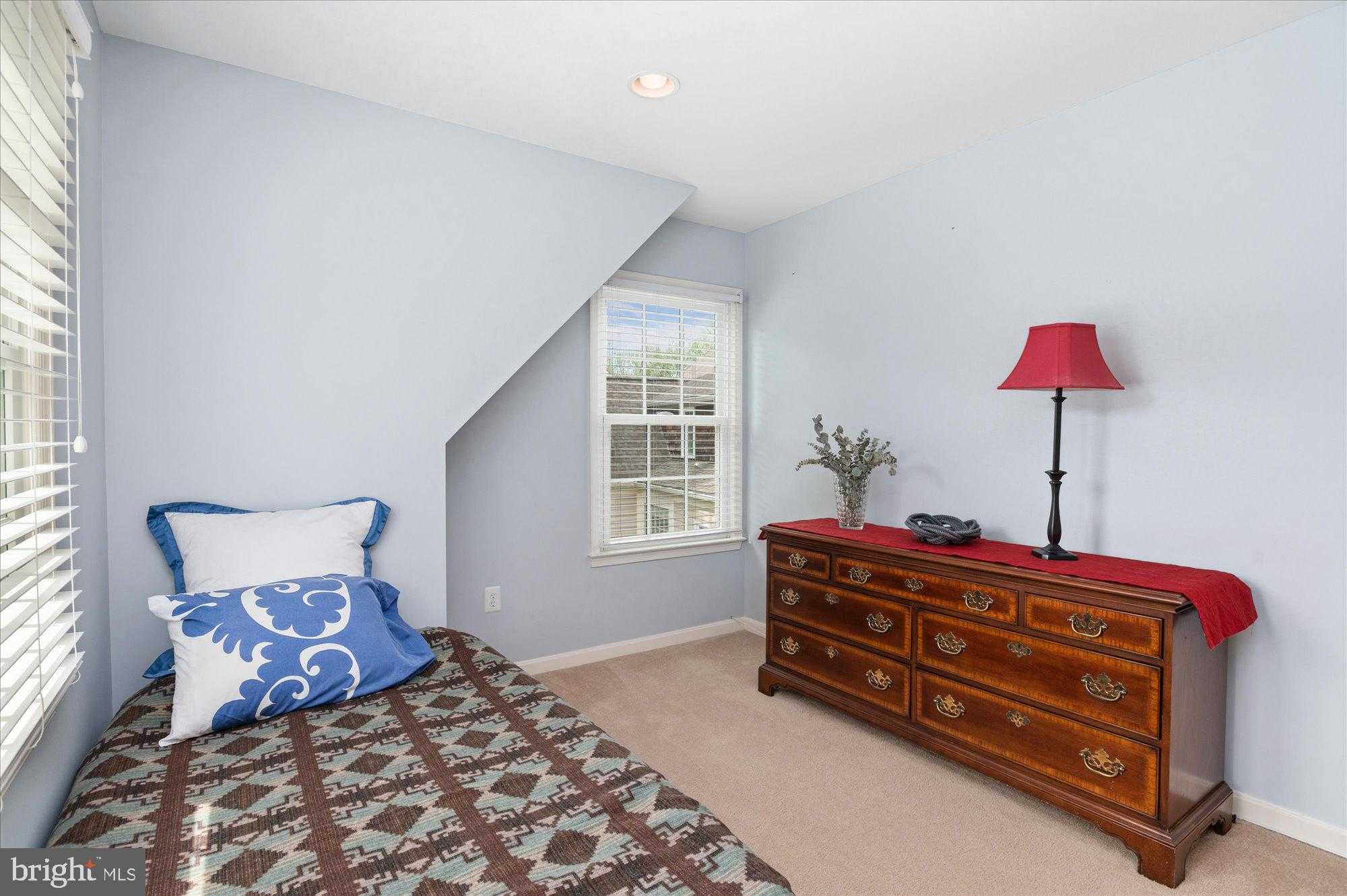 132 Upshire Cir photo 36