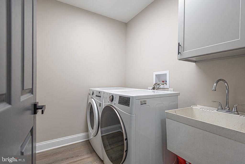 9405 Lake View Dr photo 35