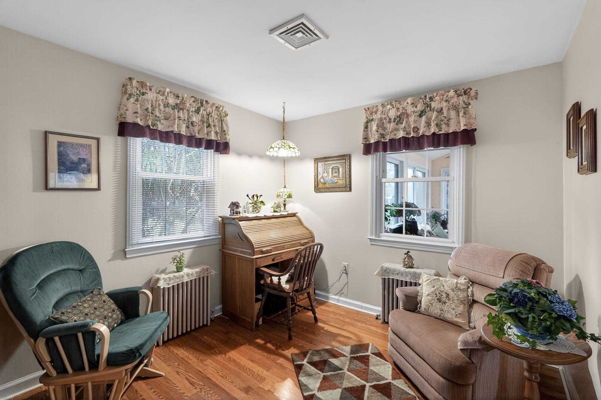 8 Lukens St photo 21