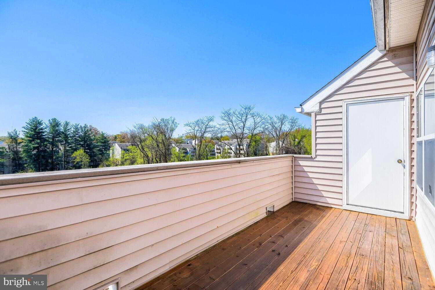 1803 Snow Meadow Ln Unit 302 photo 31