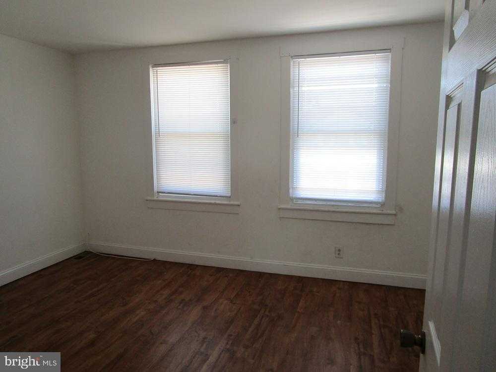 2651 S Lloyd St photo 7