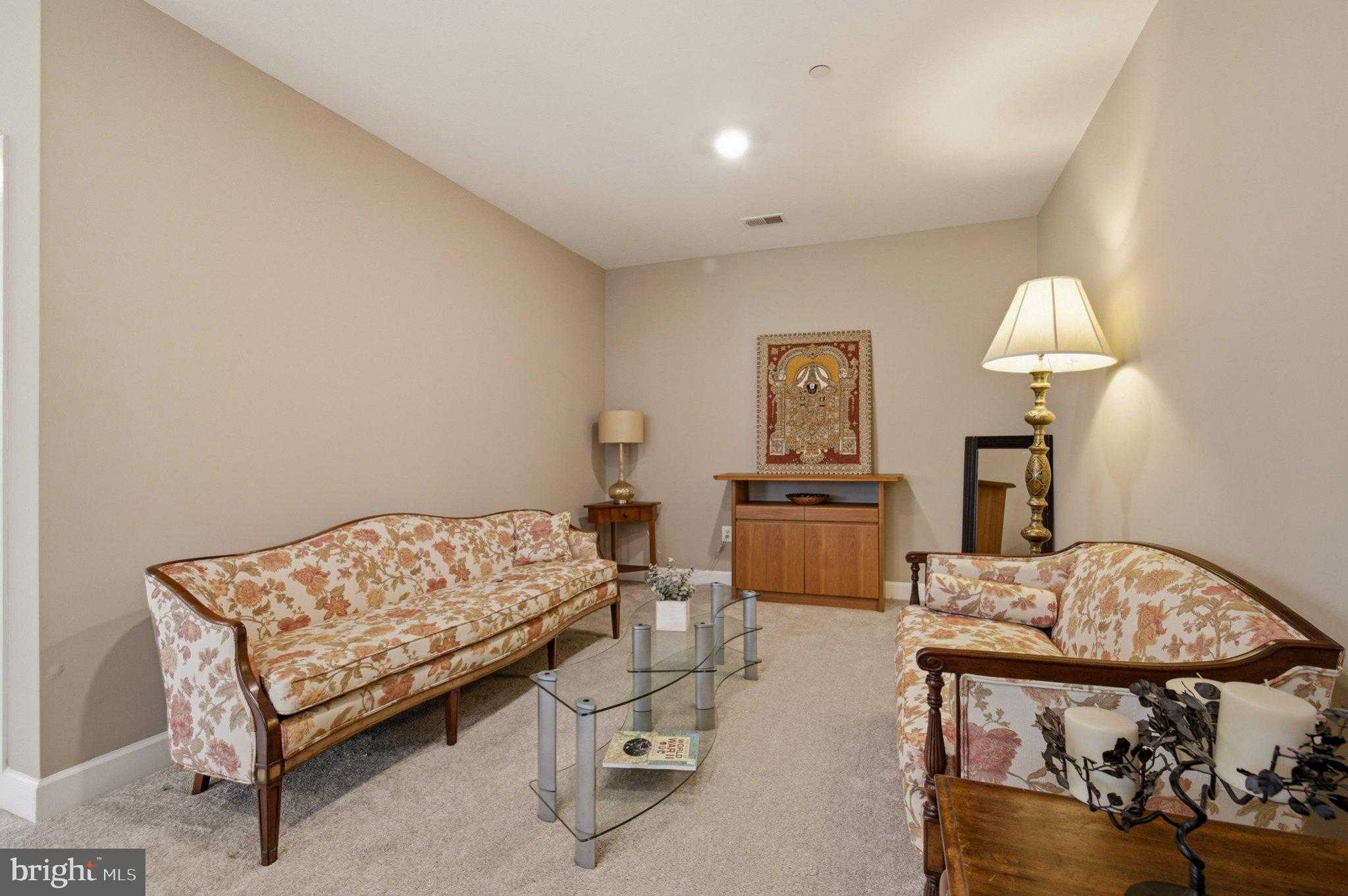 2736 Vardon Ln photo 62