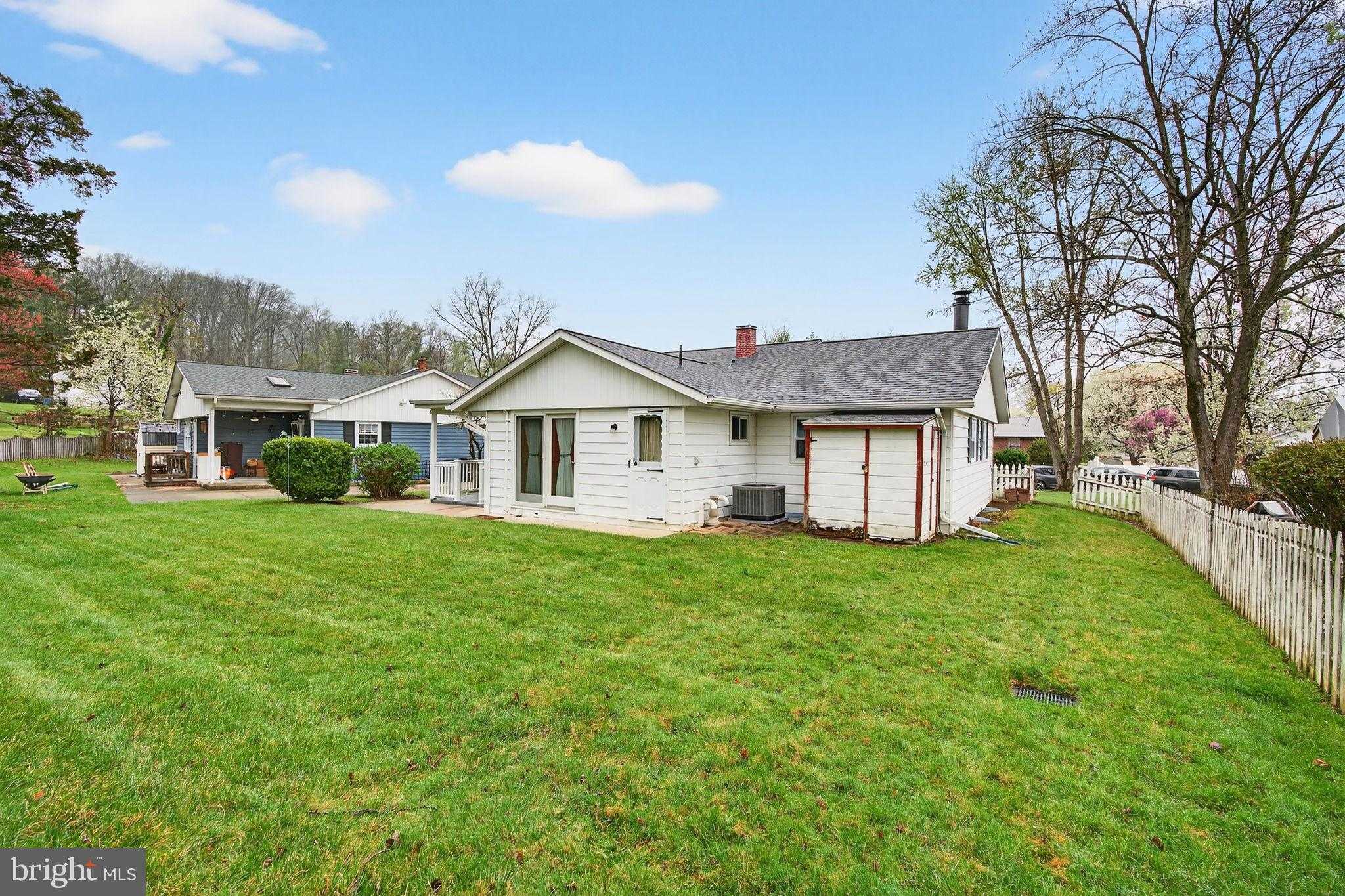 3 Bucksport CT photo 53