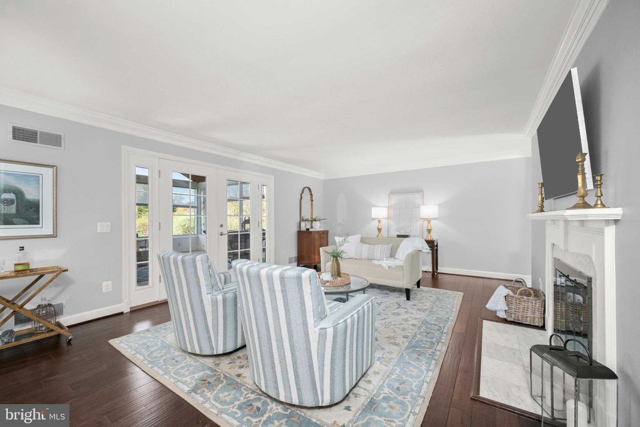 15404 Jones Ln photo 32