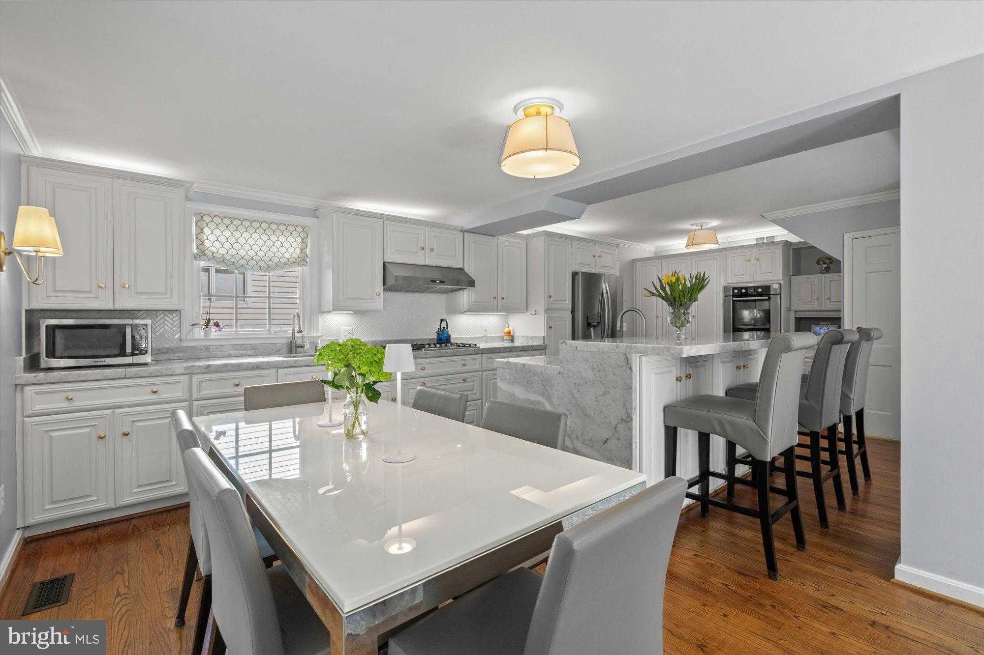 5104 Nahant St photo 9