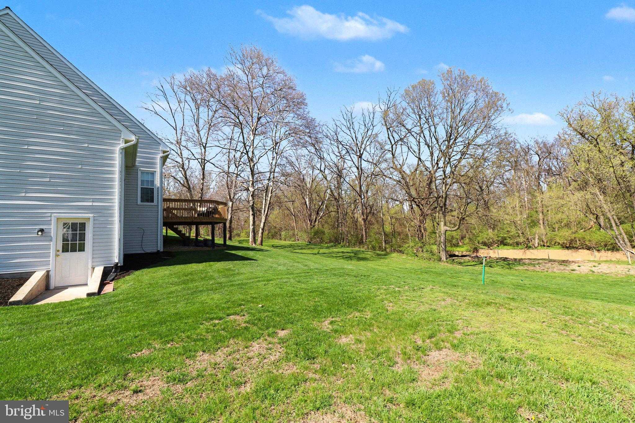 257 Park Ave photo 39