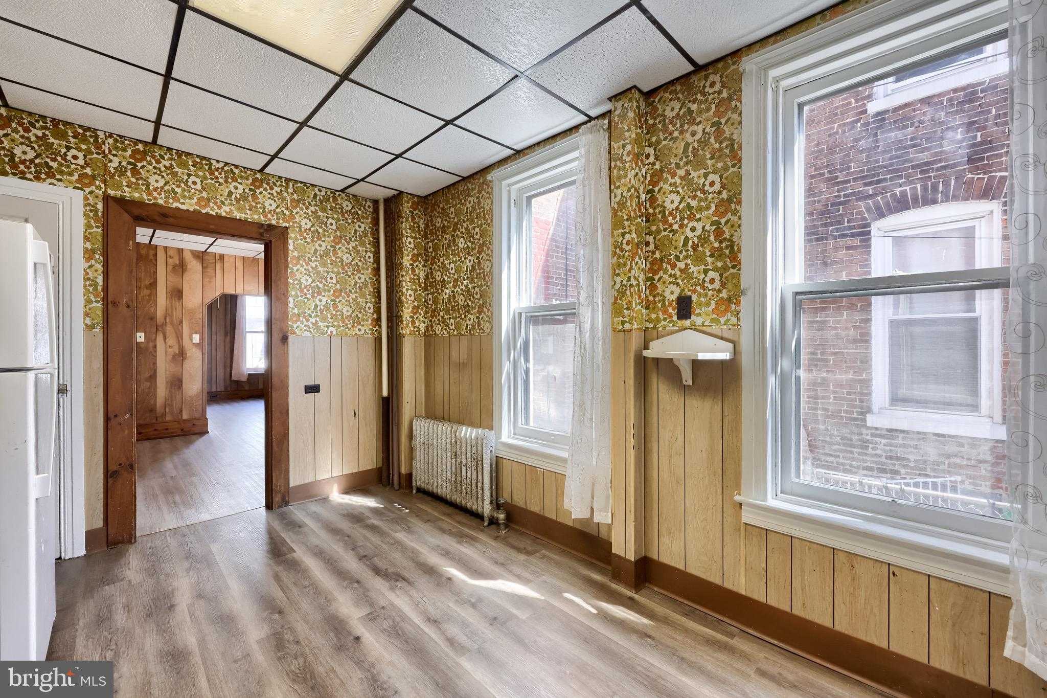 702 York St photo 22