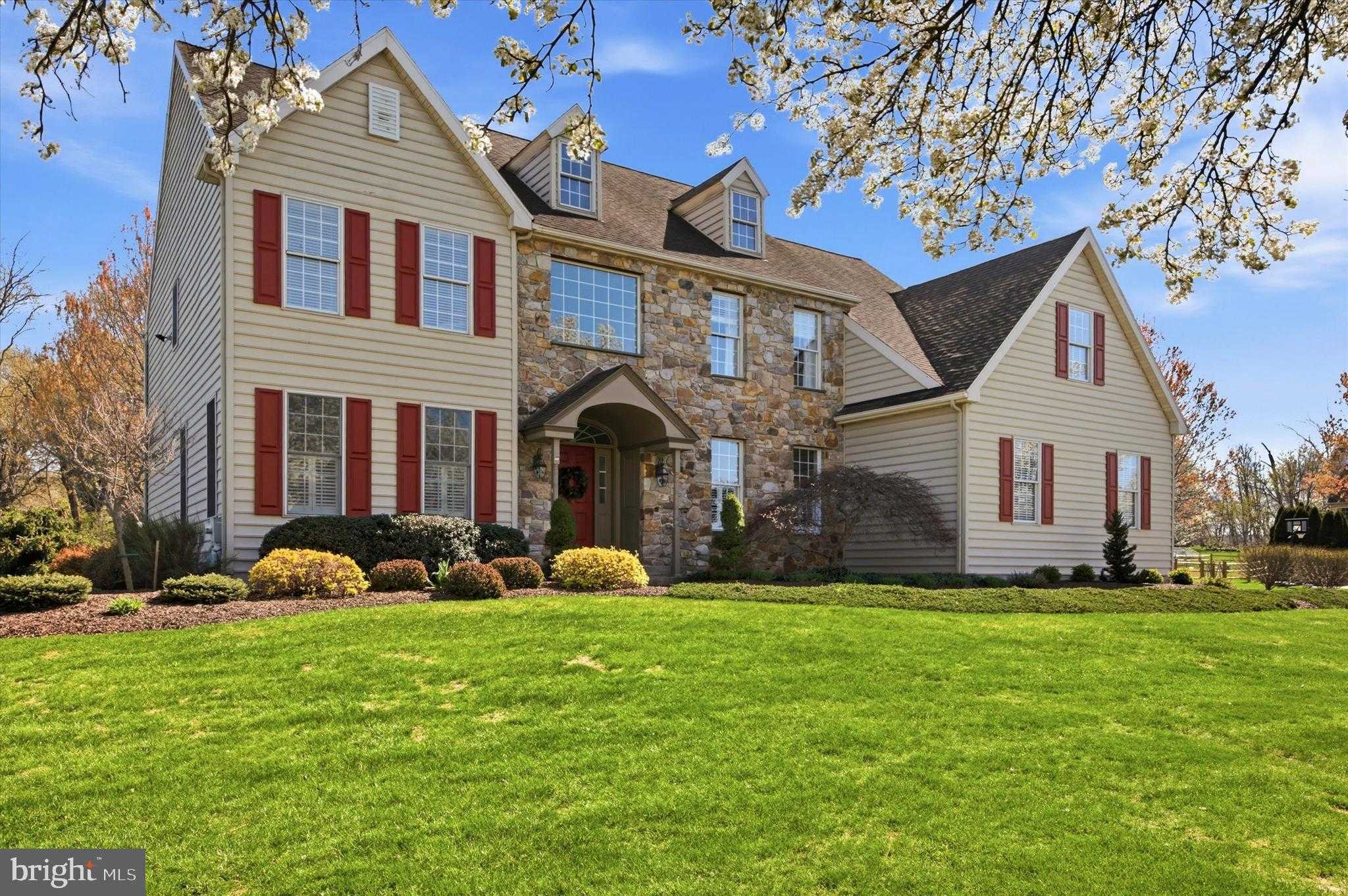 1101 Winchester CT photo 3