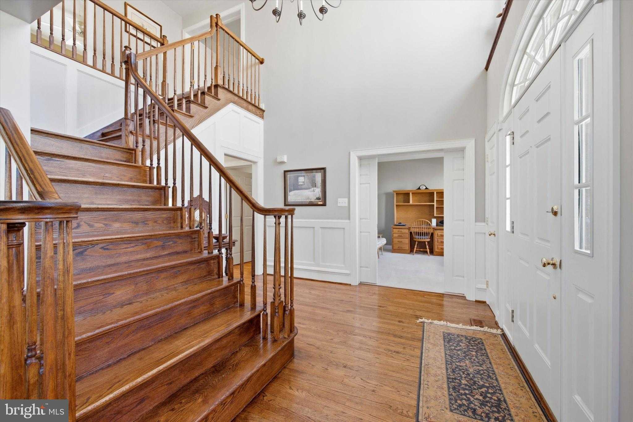 1101 Winchester CT photo 6