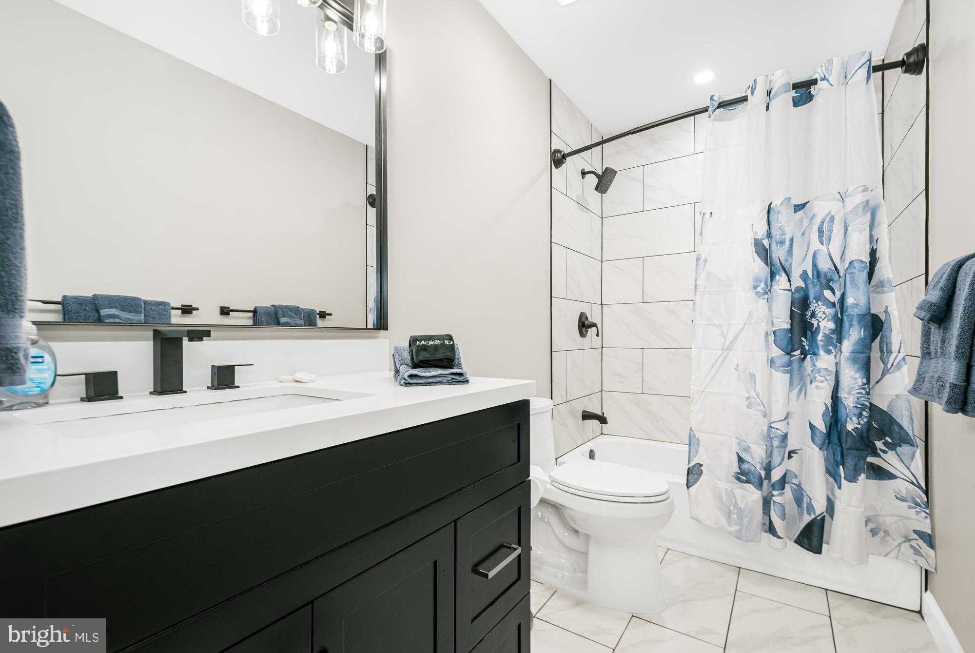 390 Glen Cove Rd photo 33