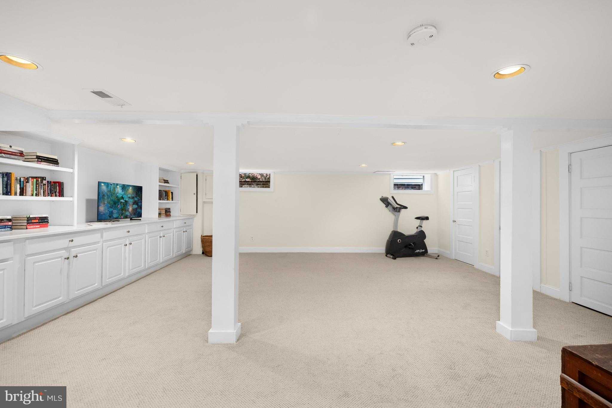 112 Summerfield Rd photo 34