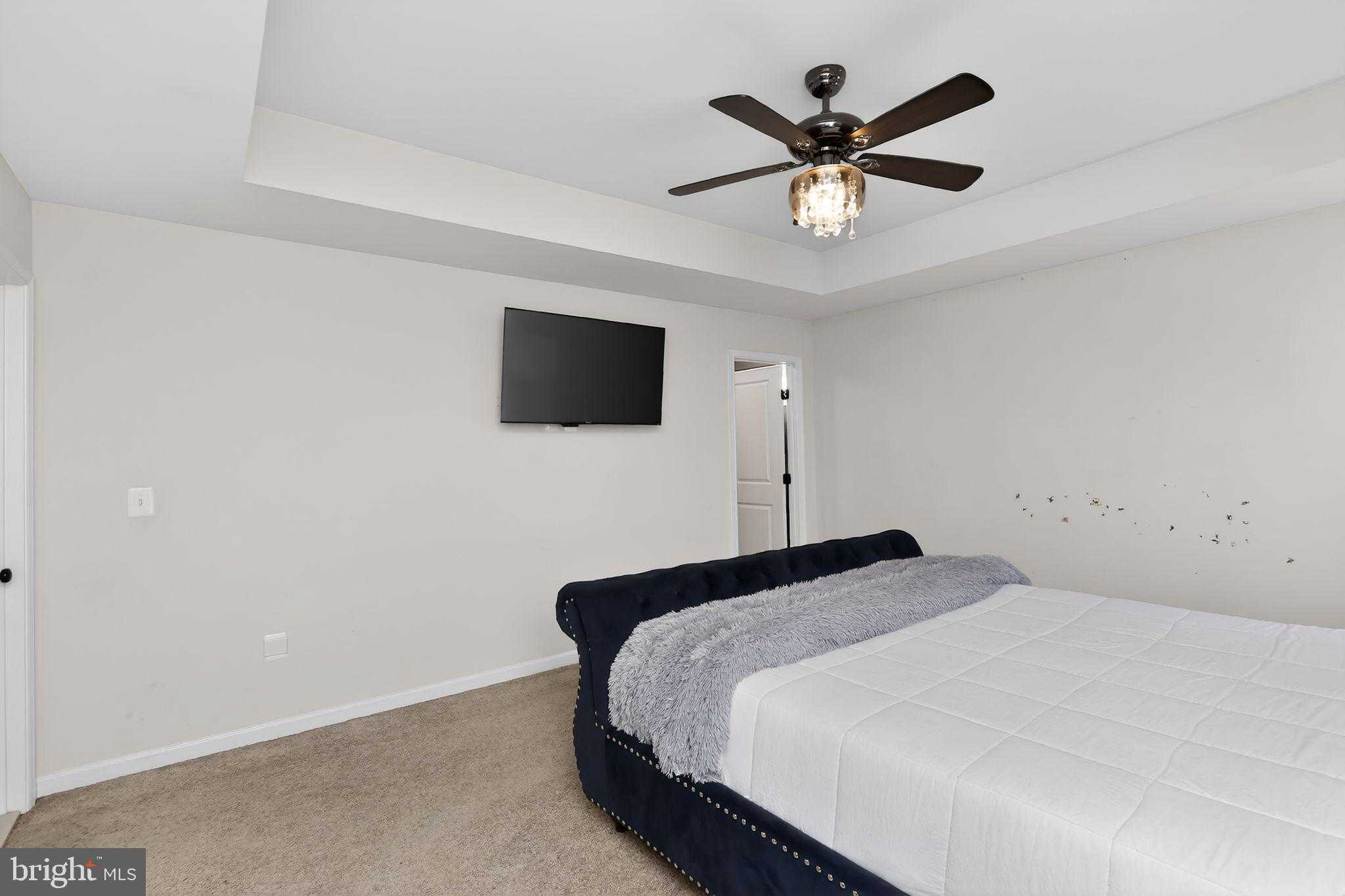 404 Coastal Ave photo 22