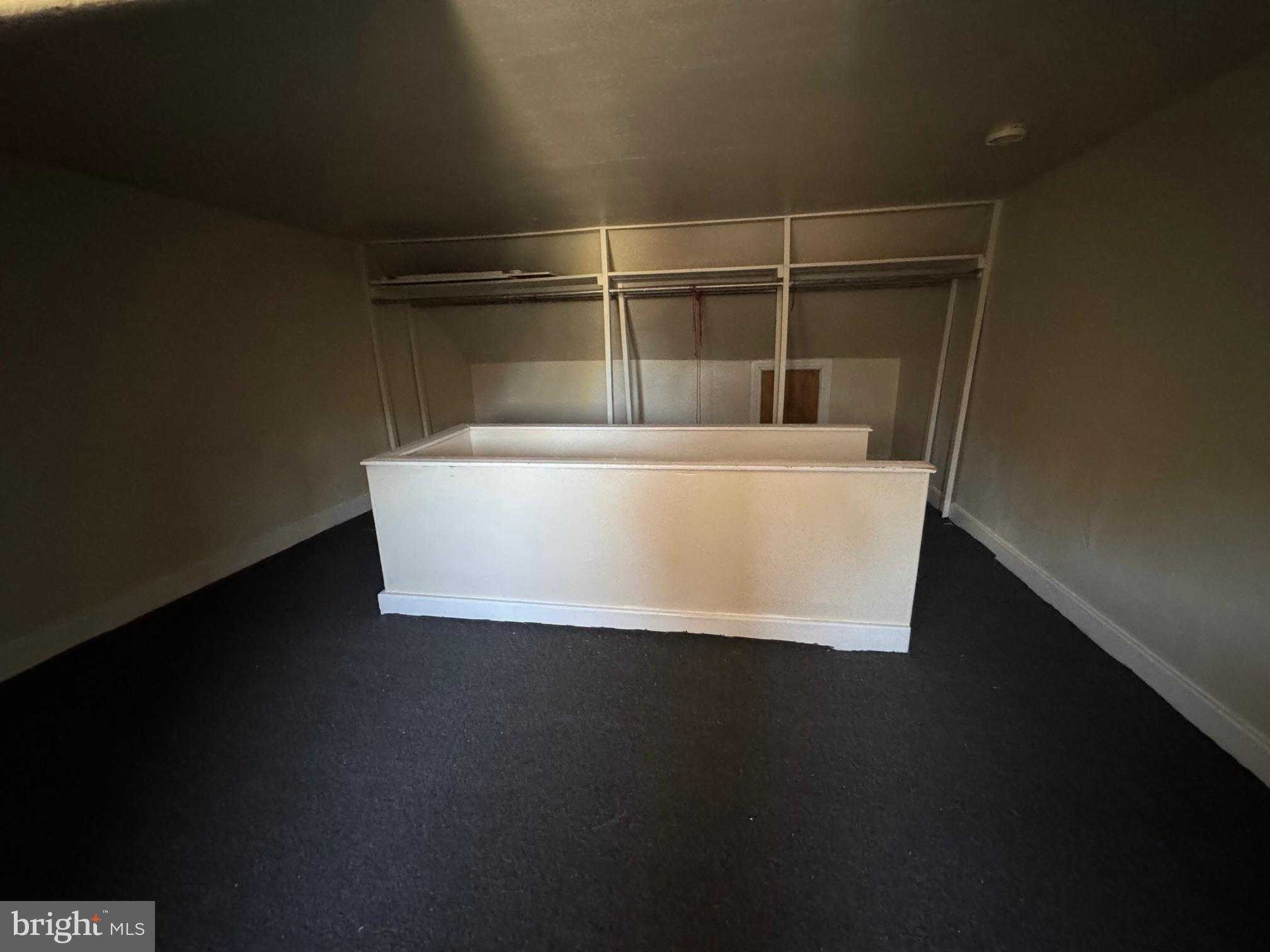 78 Warren St photo 14