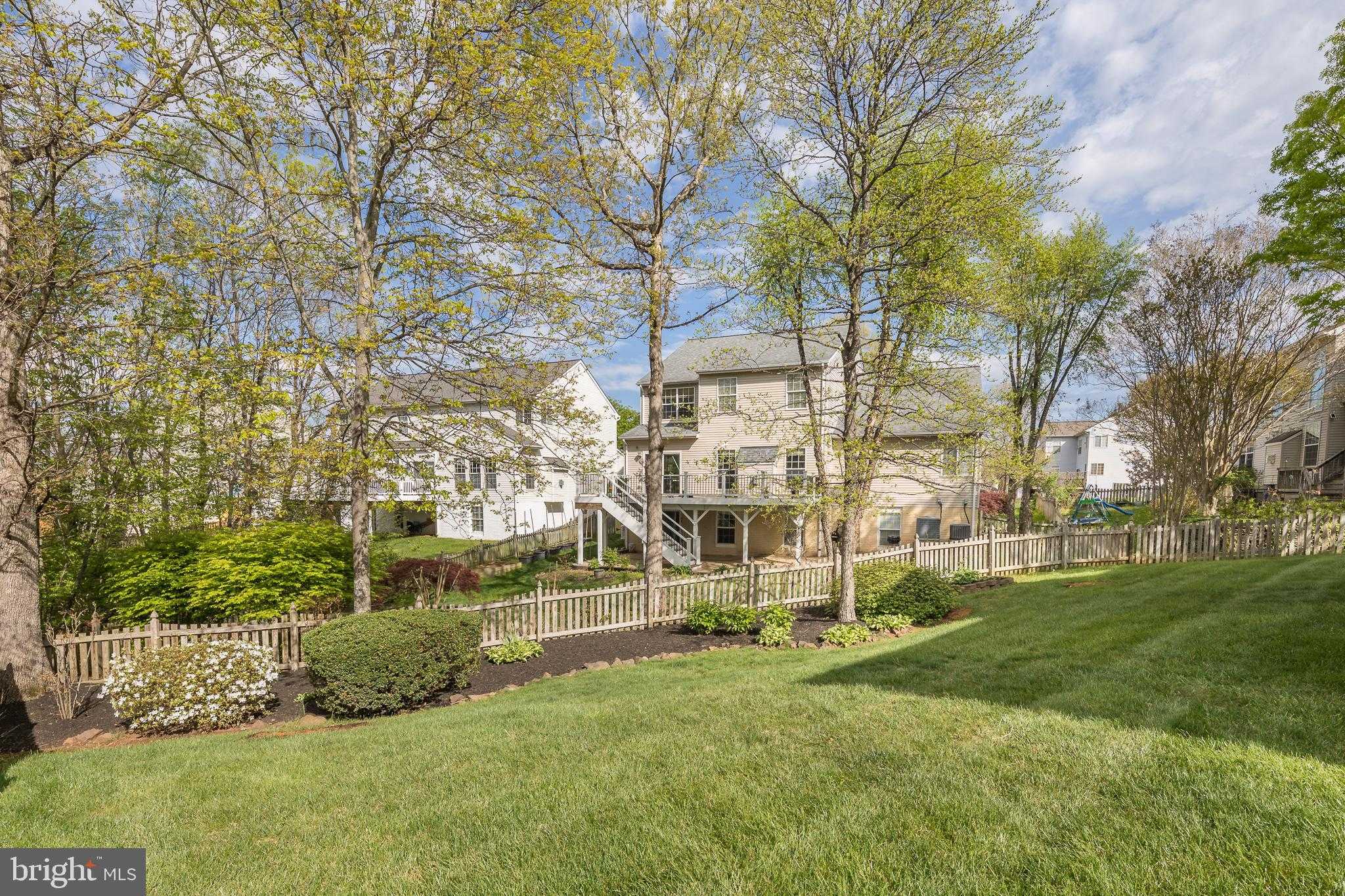 7658 Bexhill CT photo 42