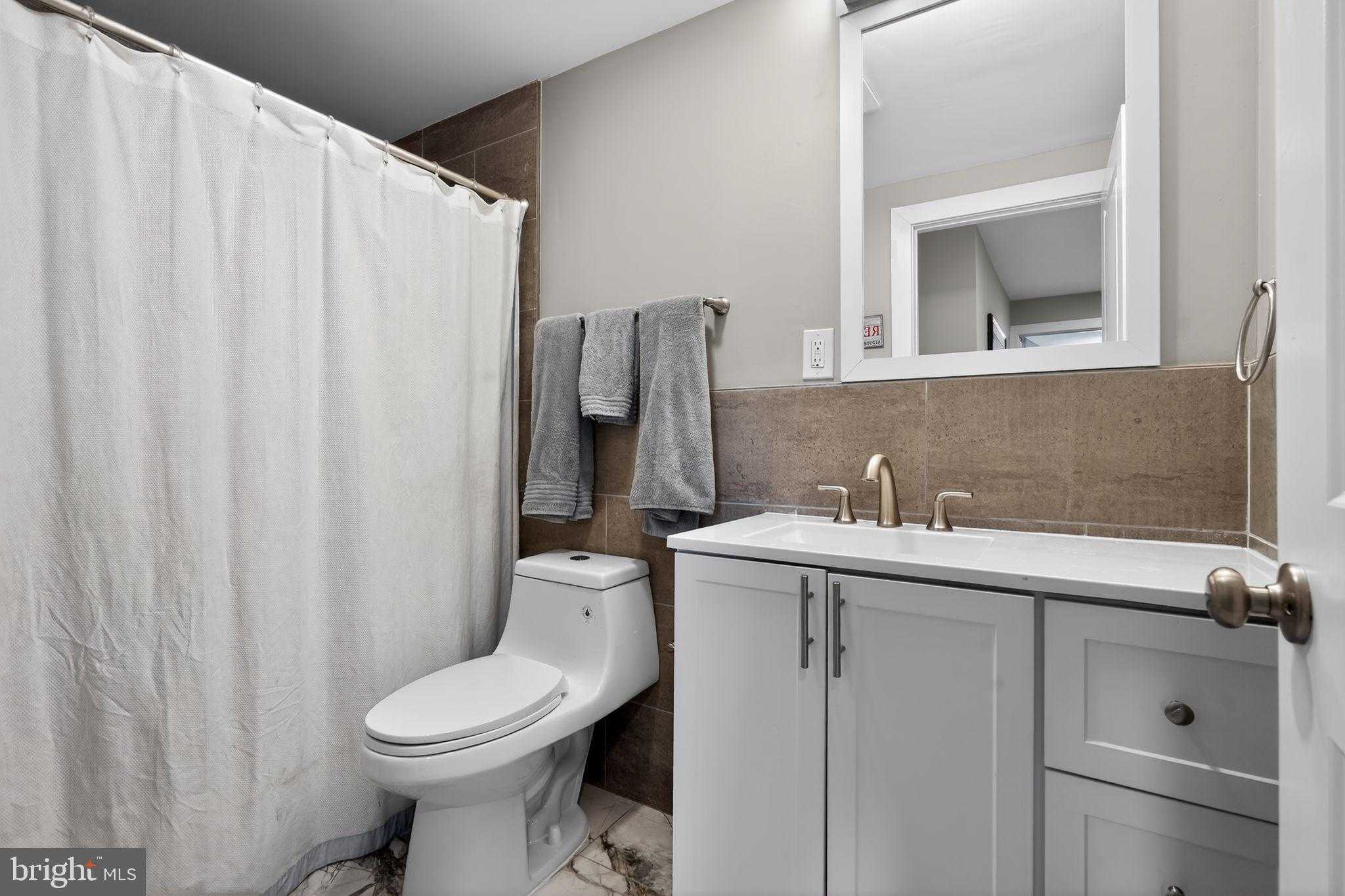 5336 Priscilla St photo 13