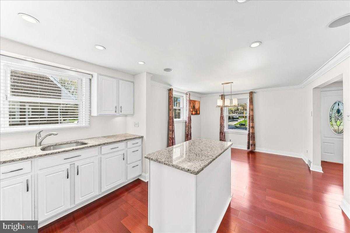 755 Braxton Rd photo 6