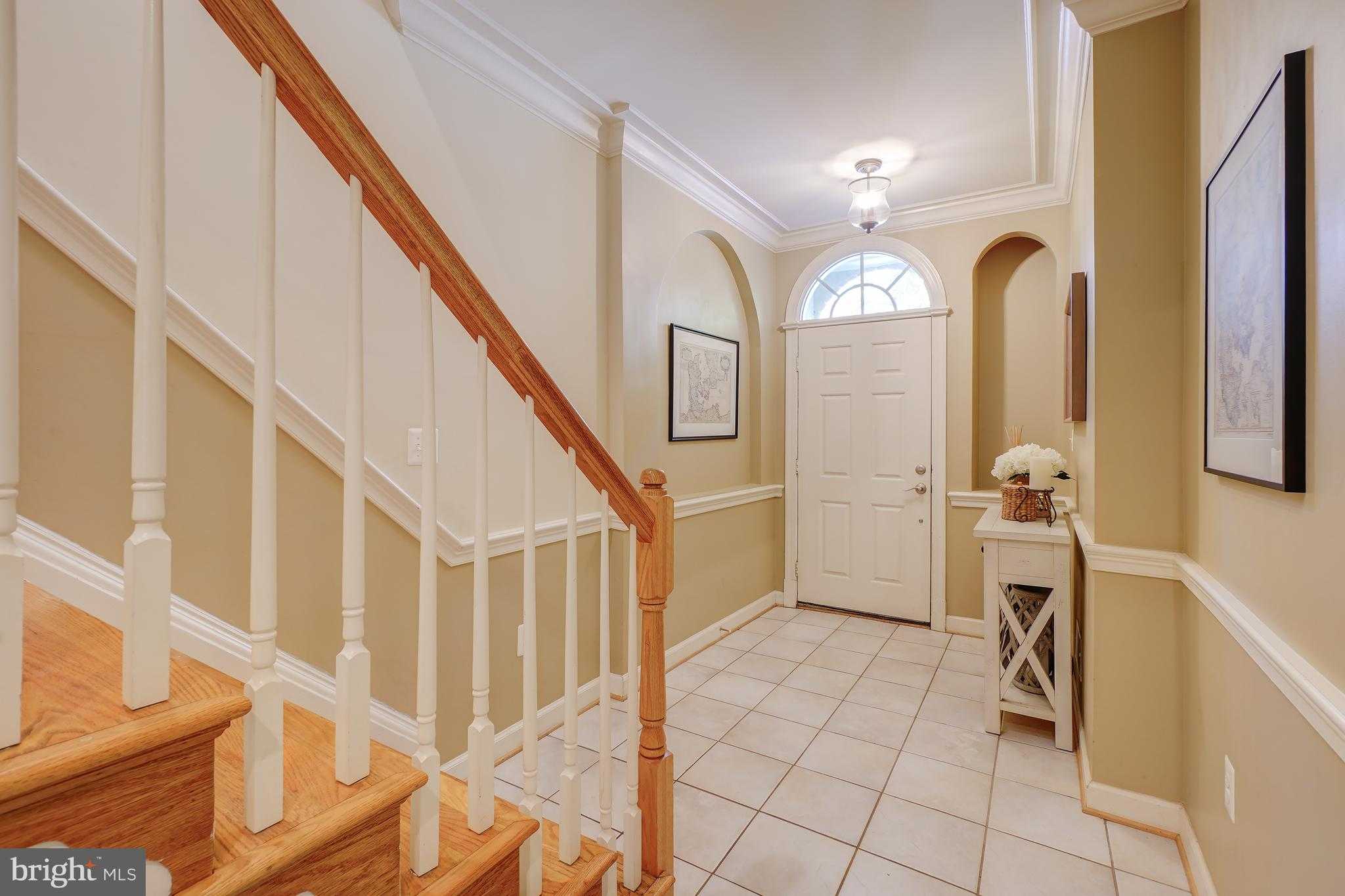 47816 Scotsborough Sq photo 3