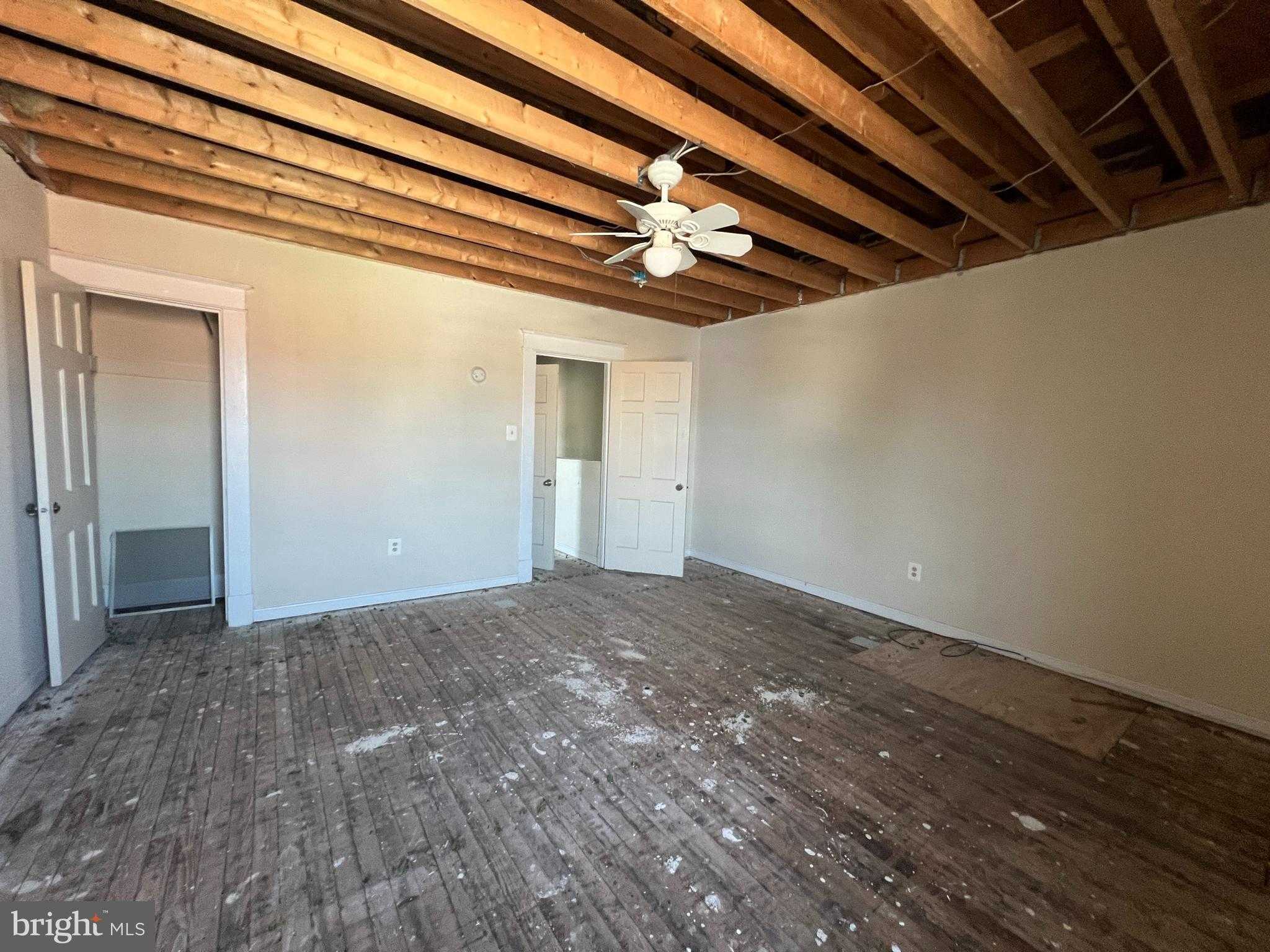 2301 N Monroe St photo 52