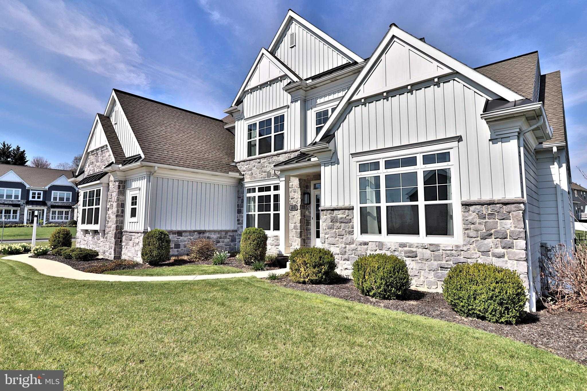 1071 Valley Crossing Dr photo 51