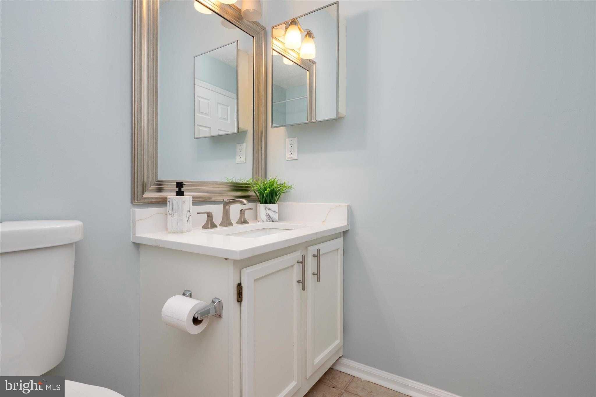 7920 Innkeeper Dr photo 24