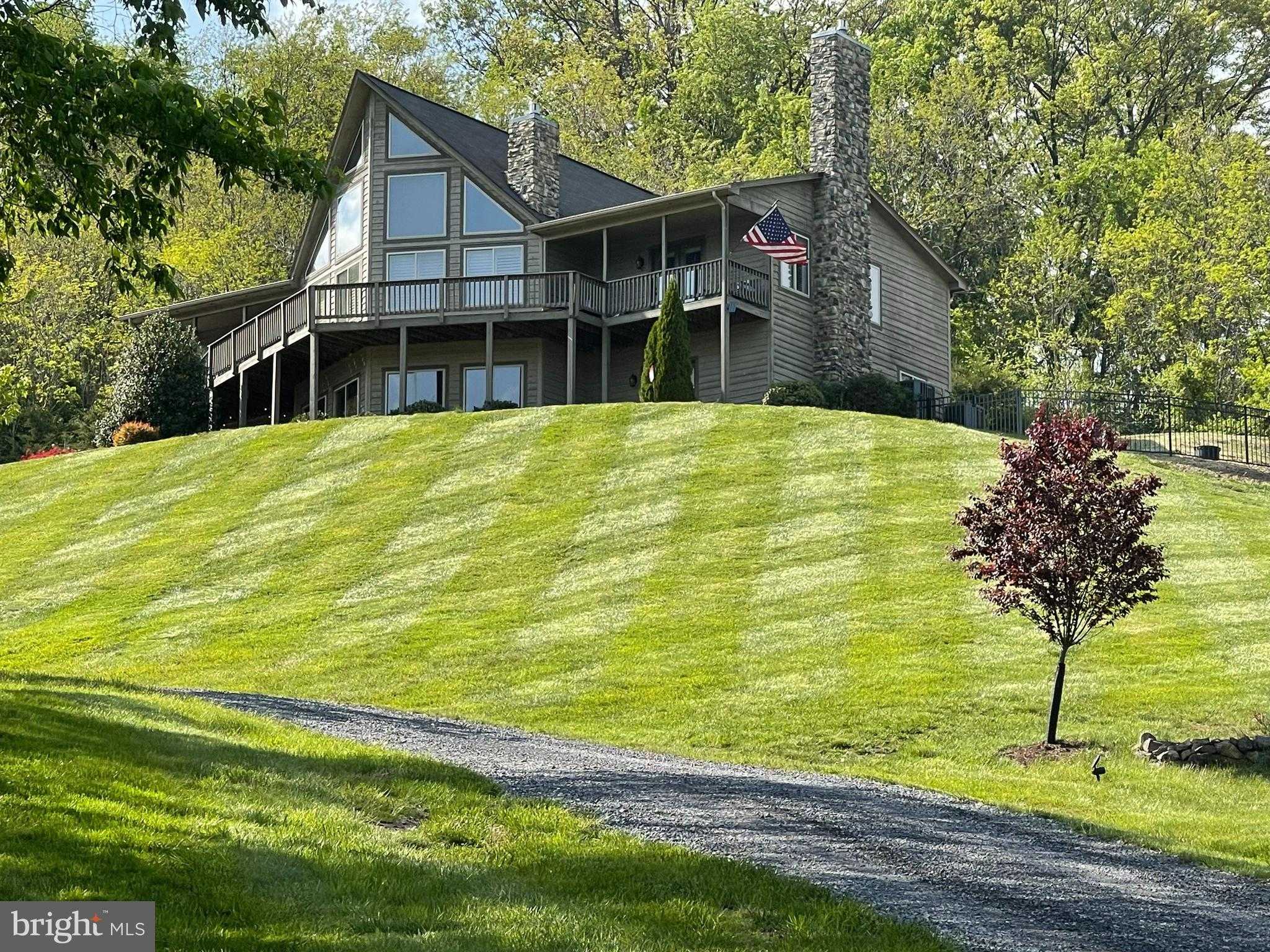 230 Vista Manor Dr photo 3