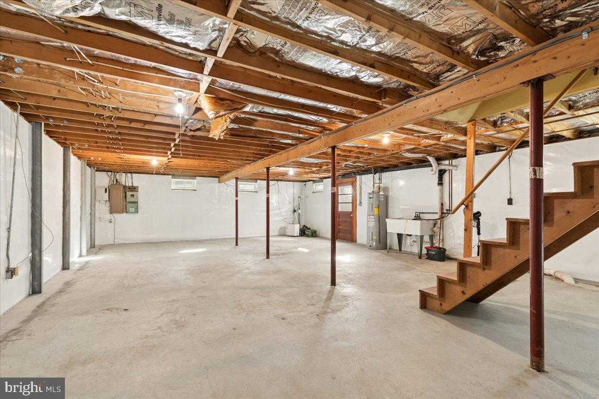 723 207th St photo 33