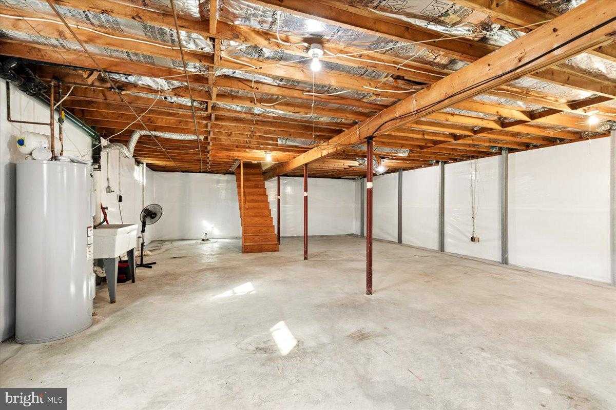 723 207th St photo 35