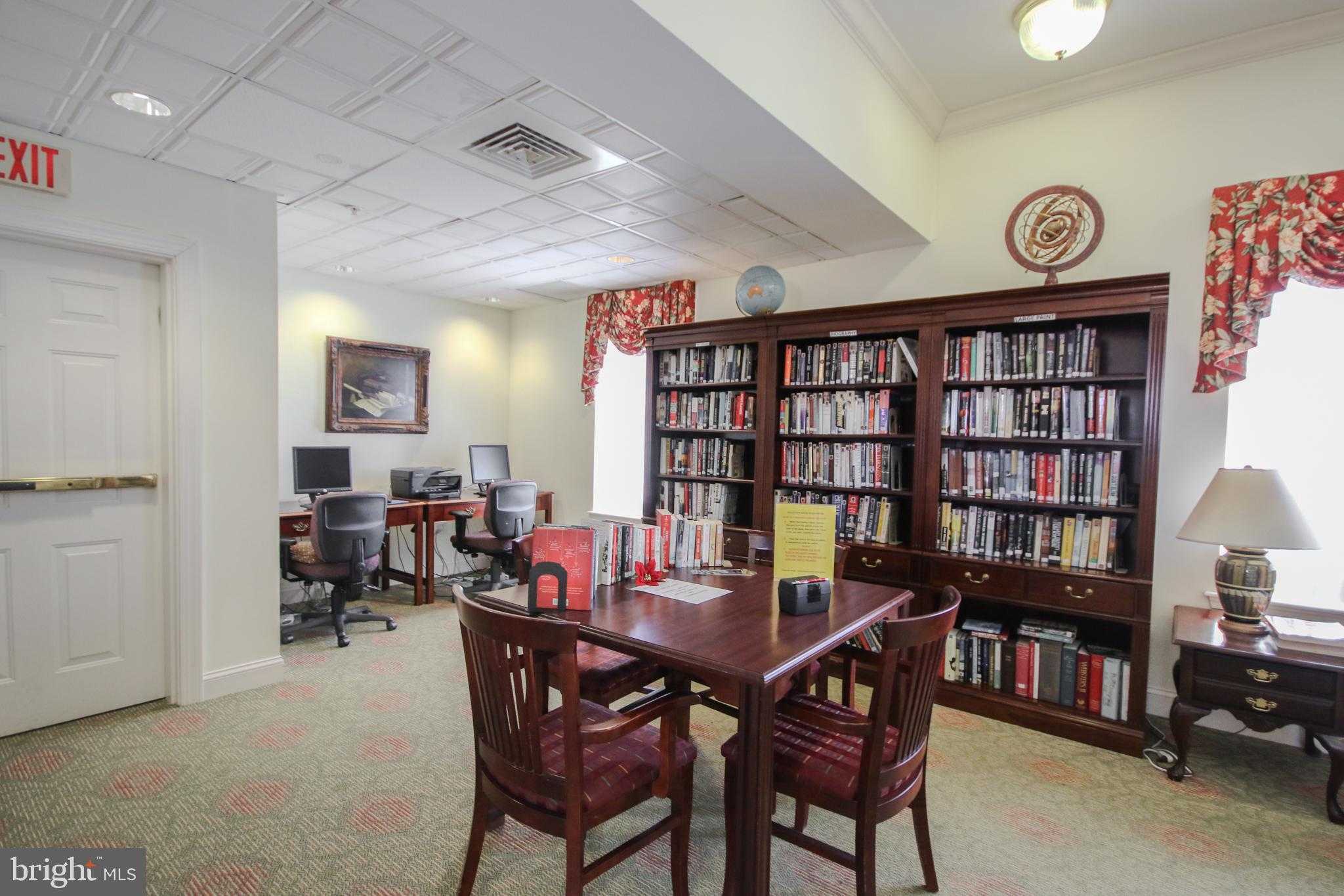 922 Winding Way photo 58