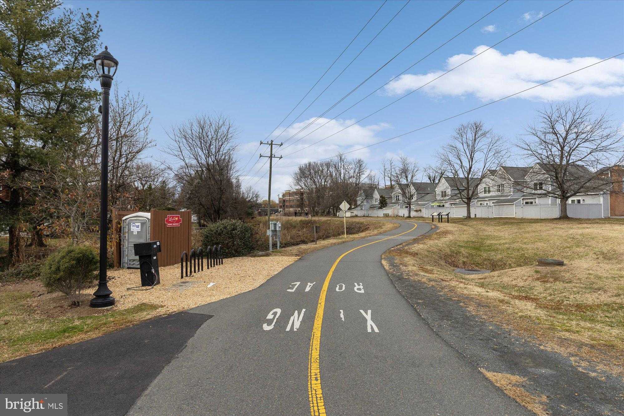 254 Bluemont Branch Ter SE photo 47