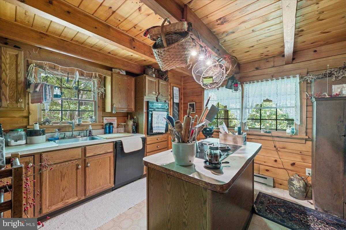 15 Locust Dr photo 11