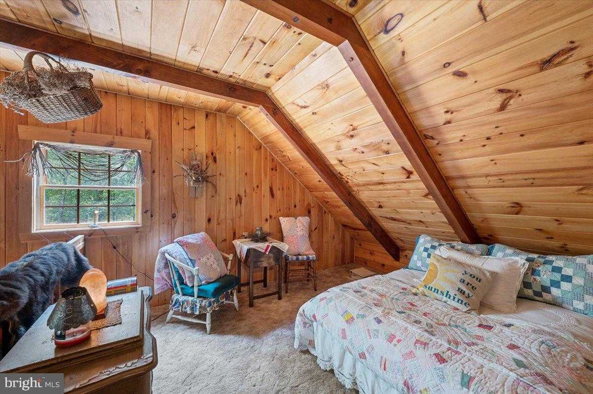 15 Locust Dr photo 14