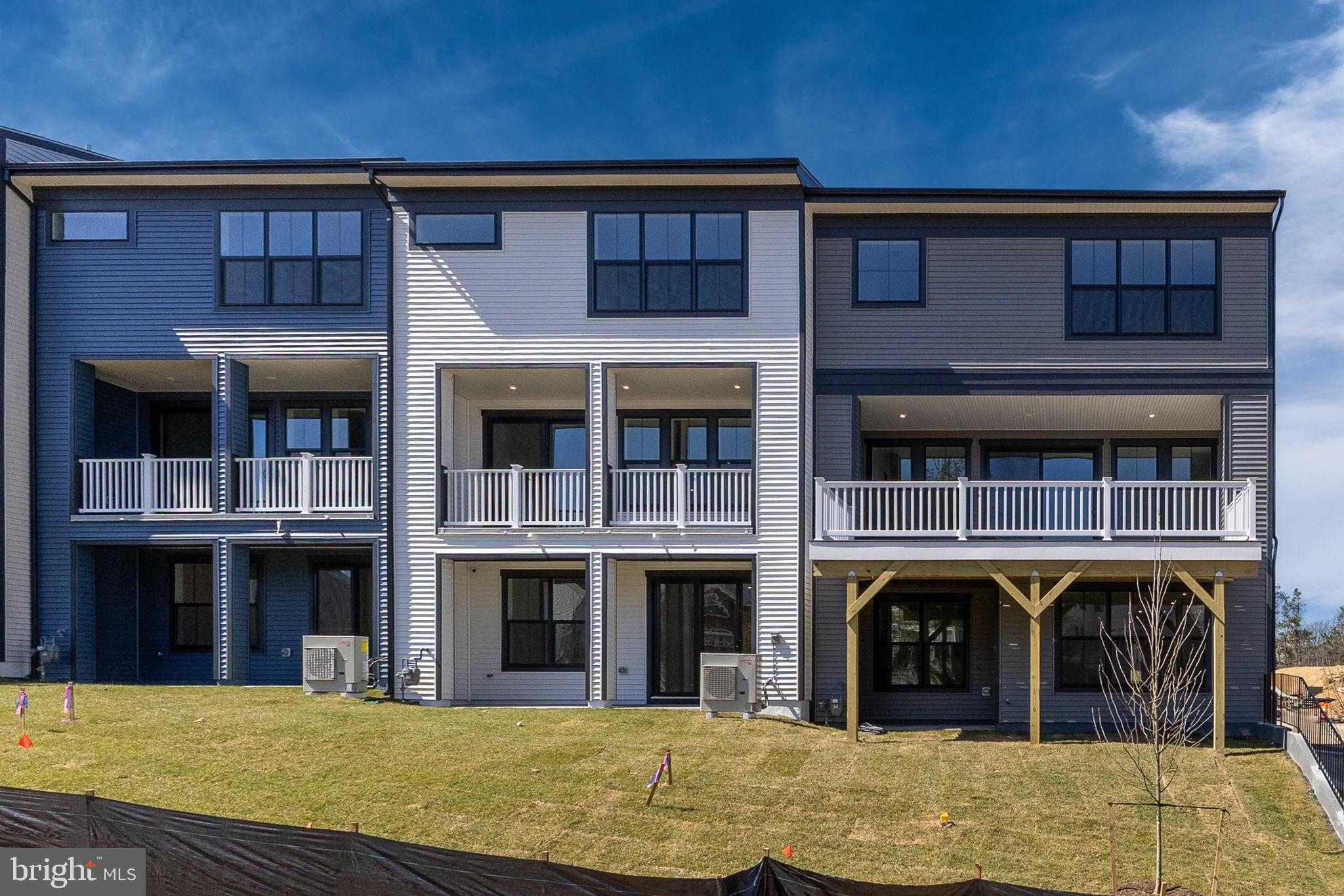 8456 Begonia Ln photo 9