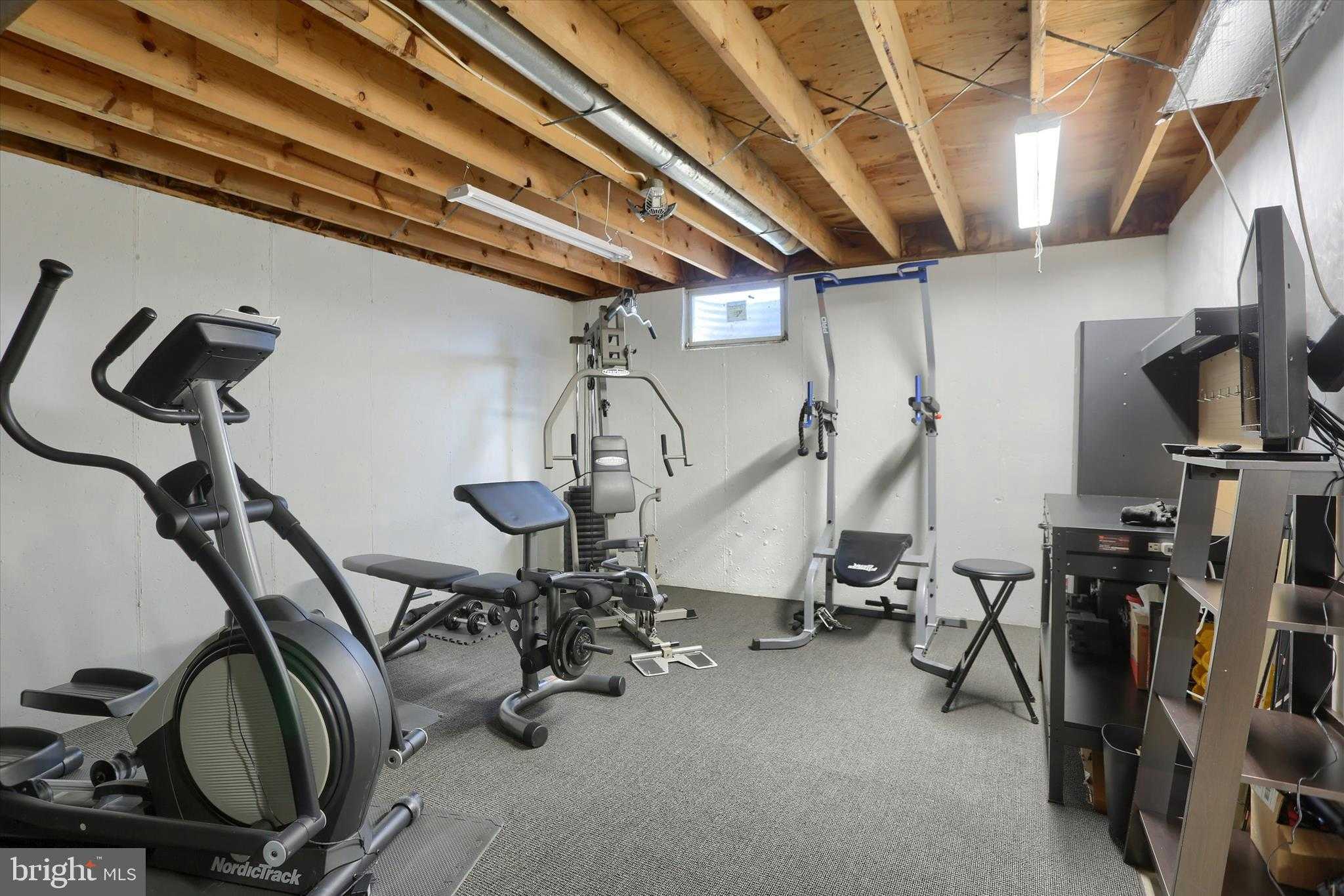 6000 John Cir photo 37