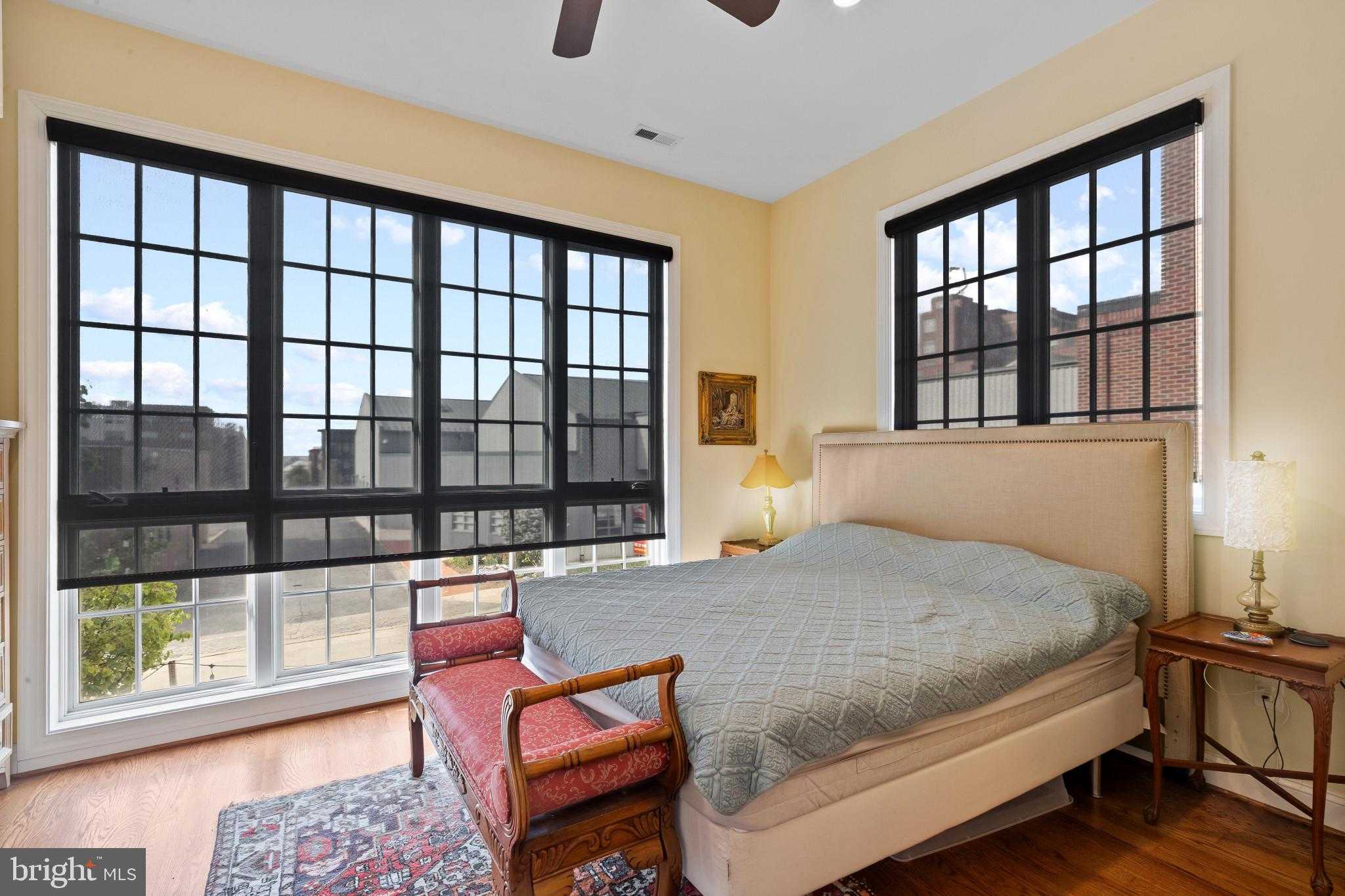 3800 Dillon St photo 17