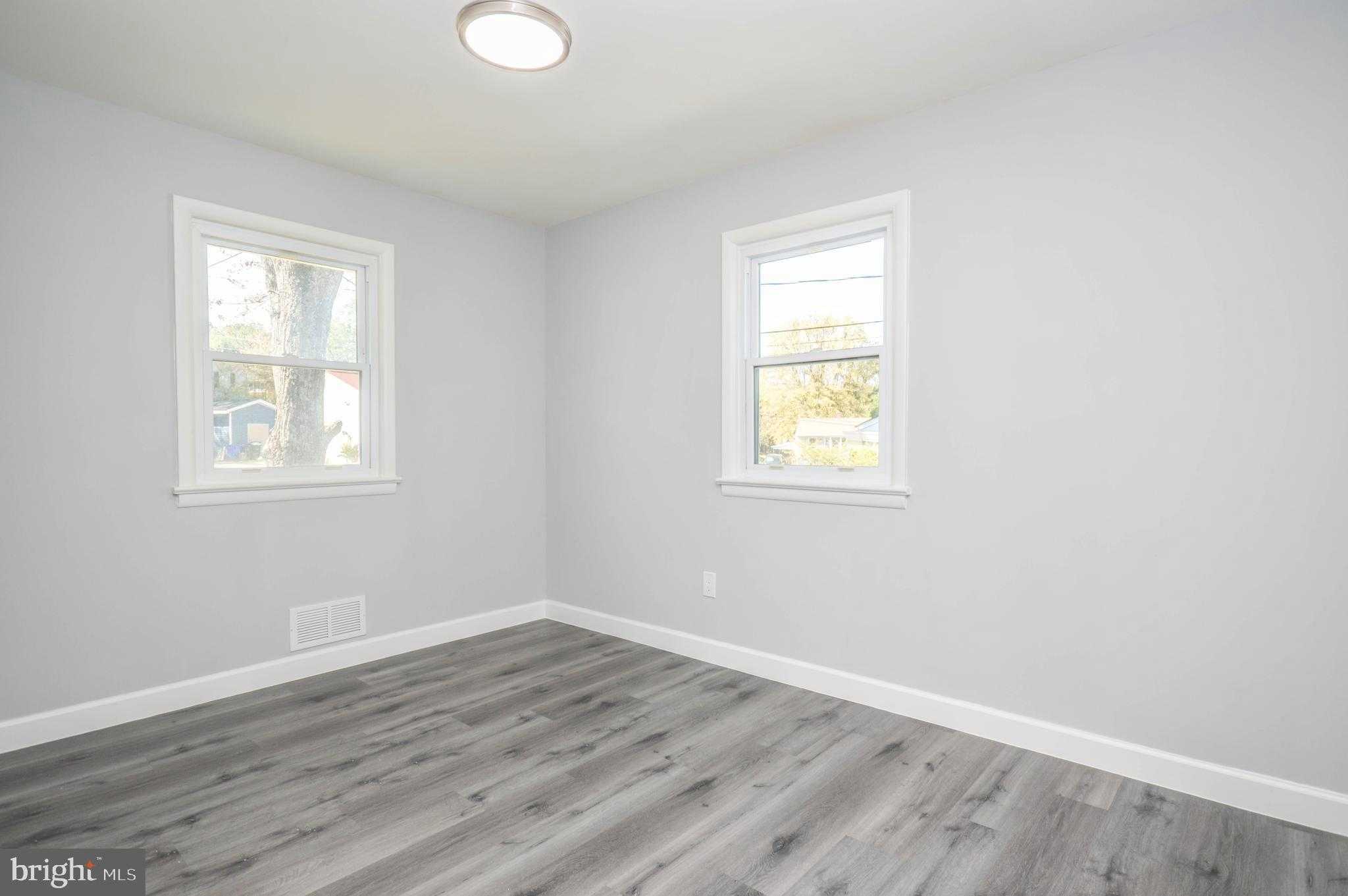 7204 Kidmore Ln photo 13