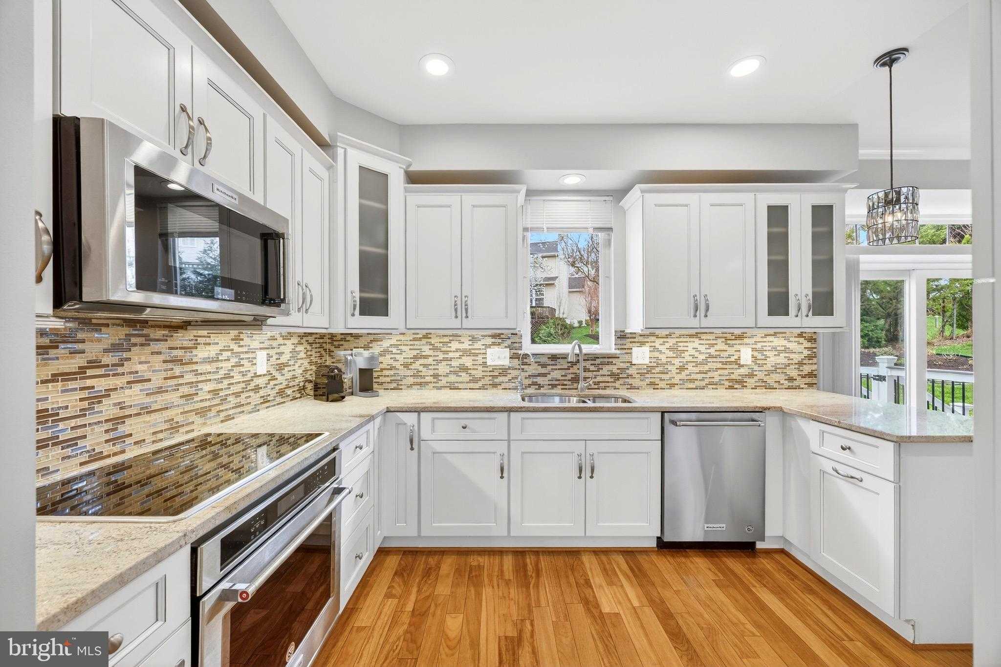 6508 Meadowfield CT photo 12