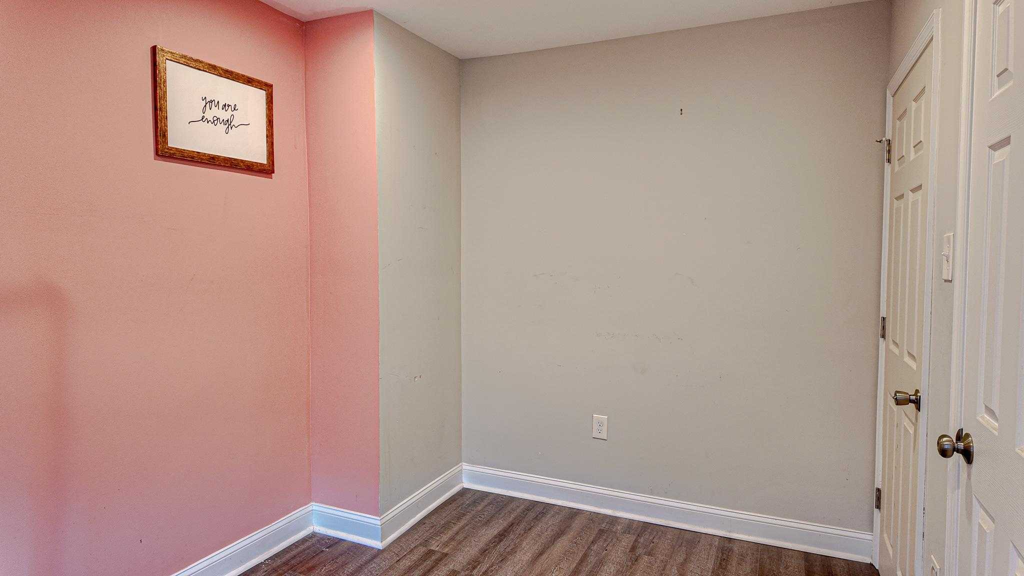 386 Fairway Ter photo 16