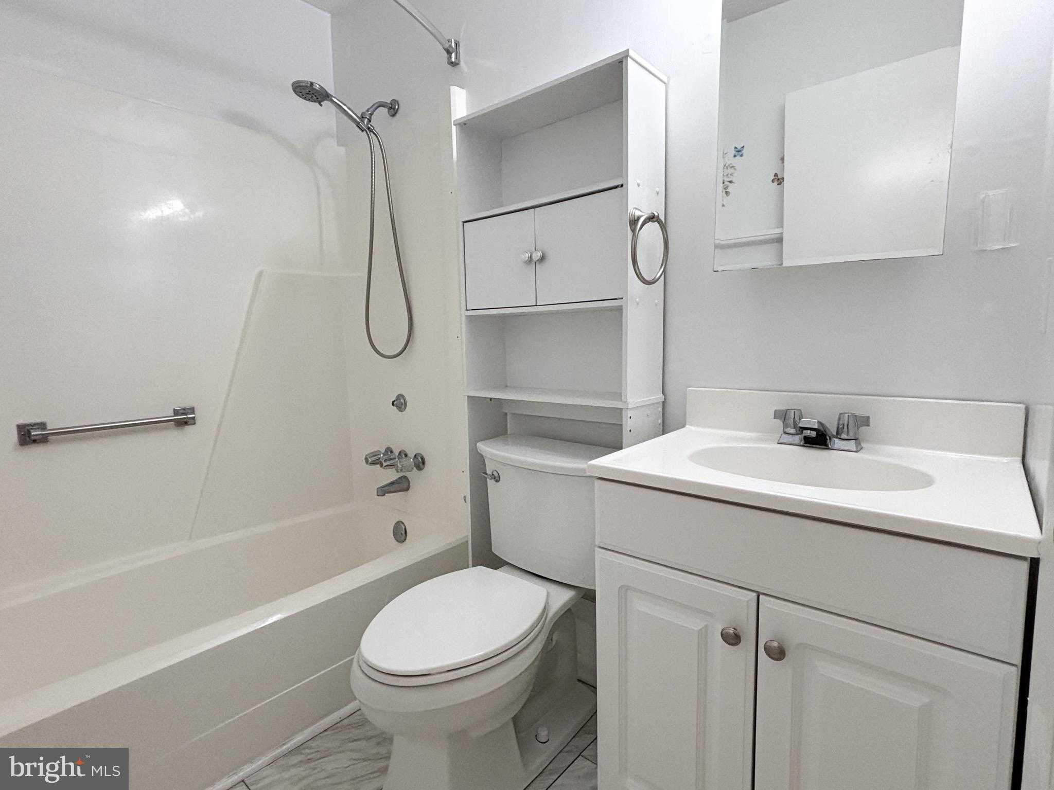 102 Carroll Dr photo 15