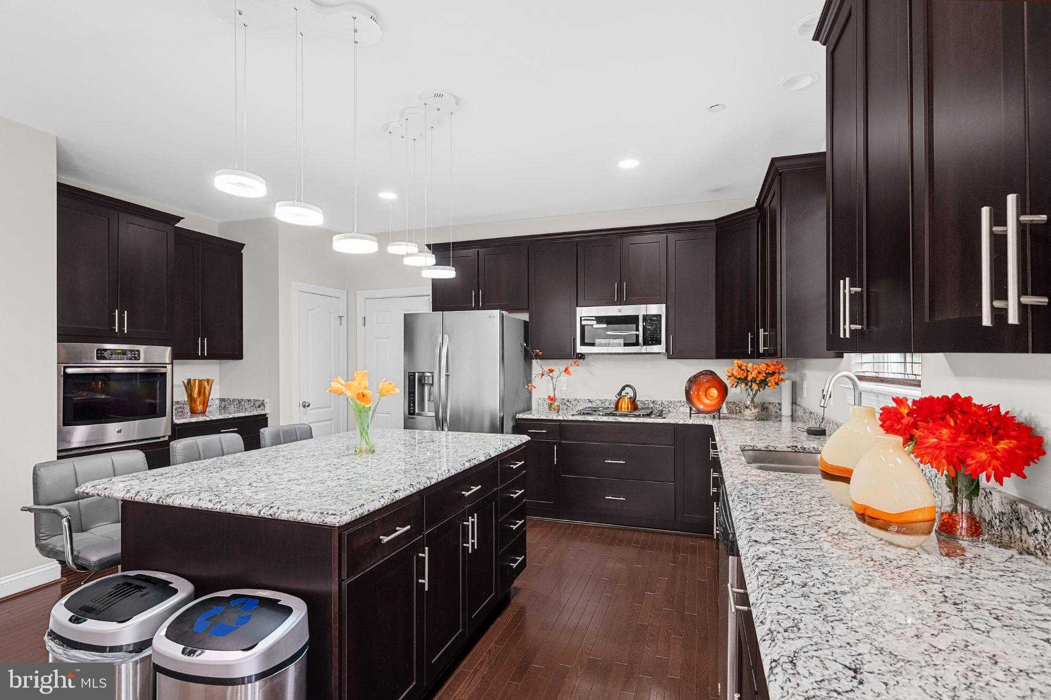 4554 Coachmans Path CT photo 9