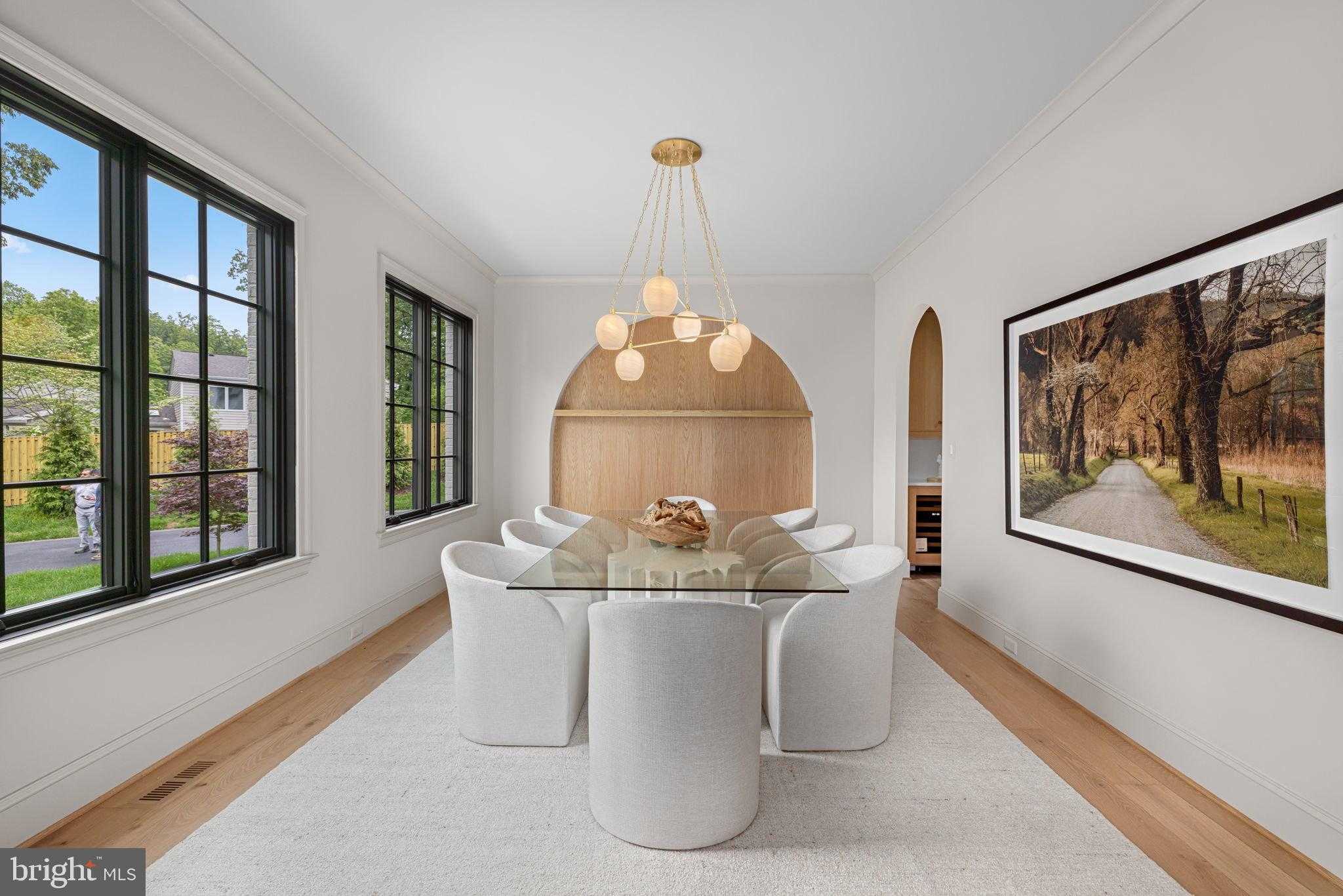 2107 Elliott Ave photo 5