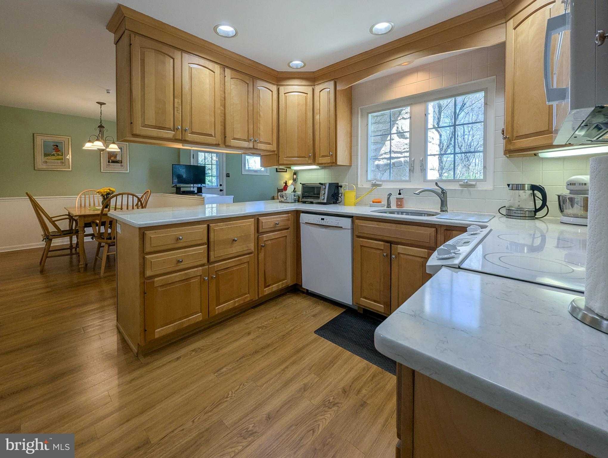 340 Britt Rd photo 9