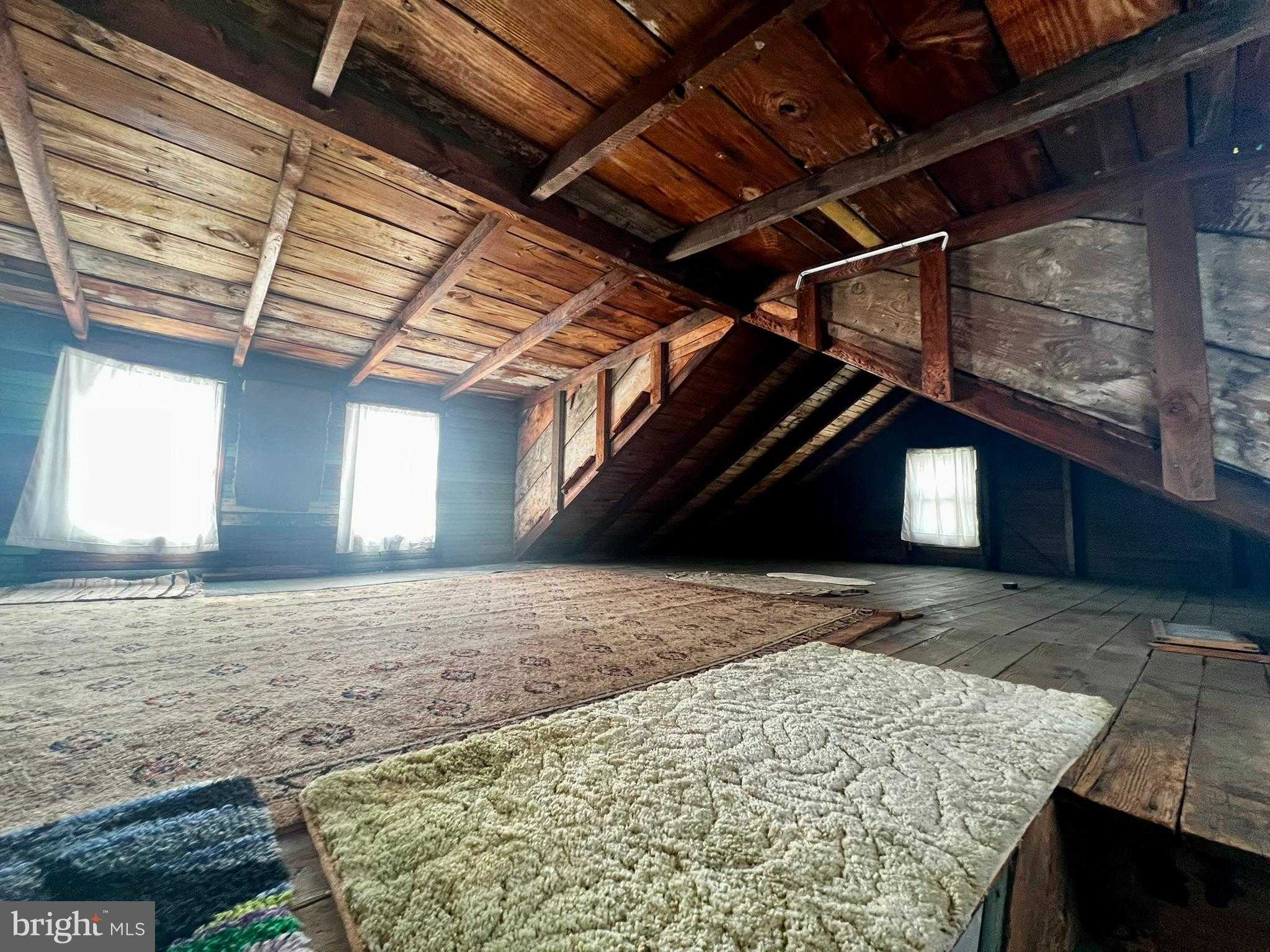 128 Main St photo 27