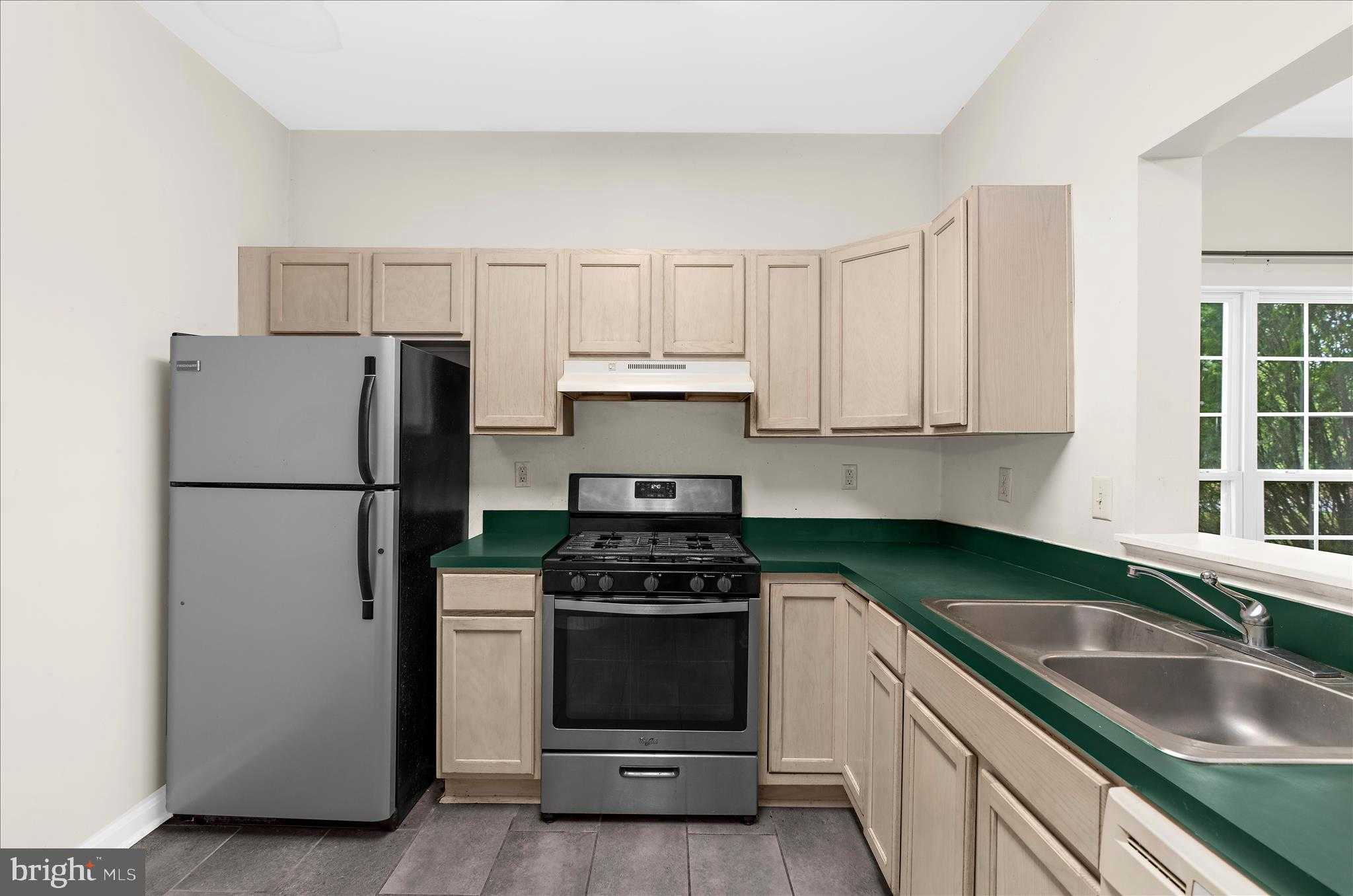 2013 Bell Point CT photo 12