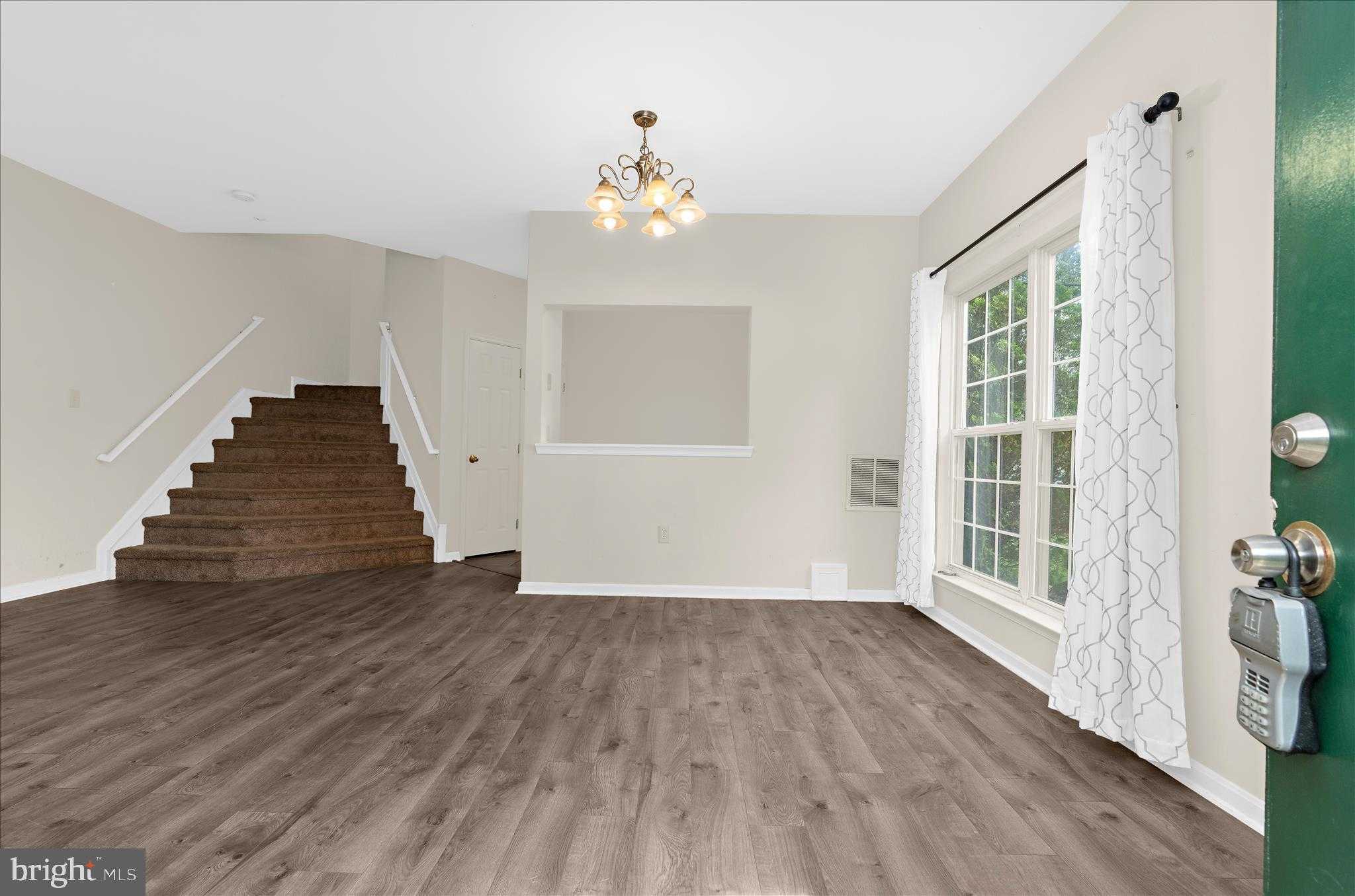 2013 Bell Point CT photo 7