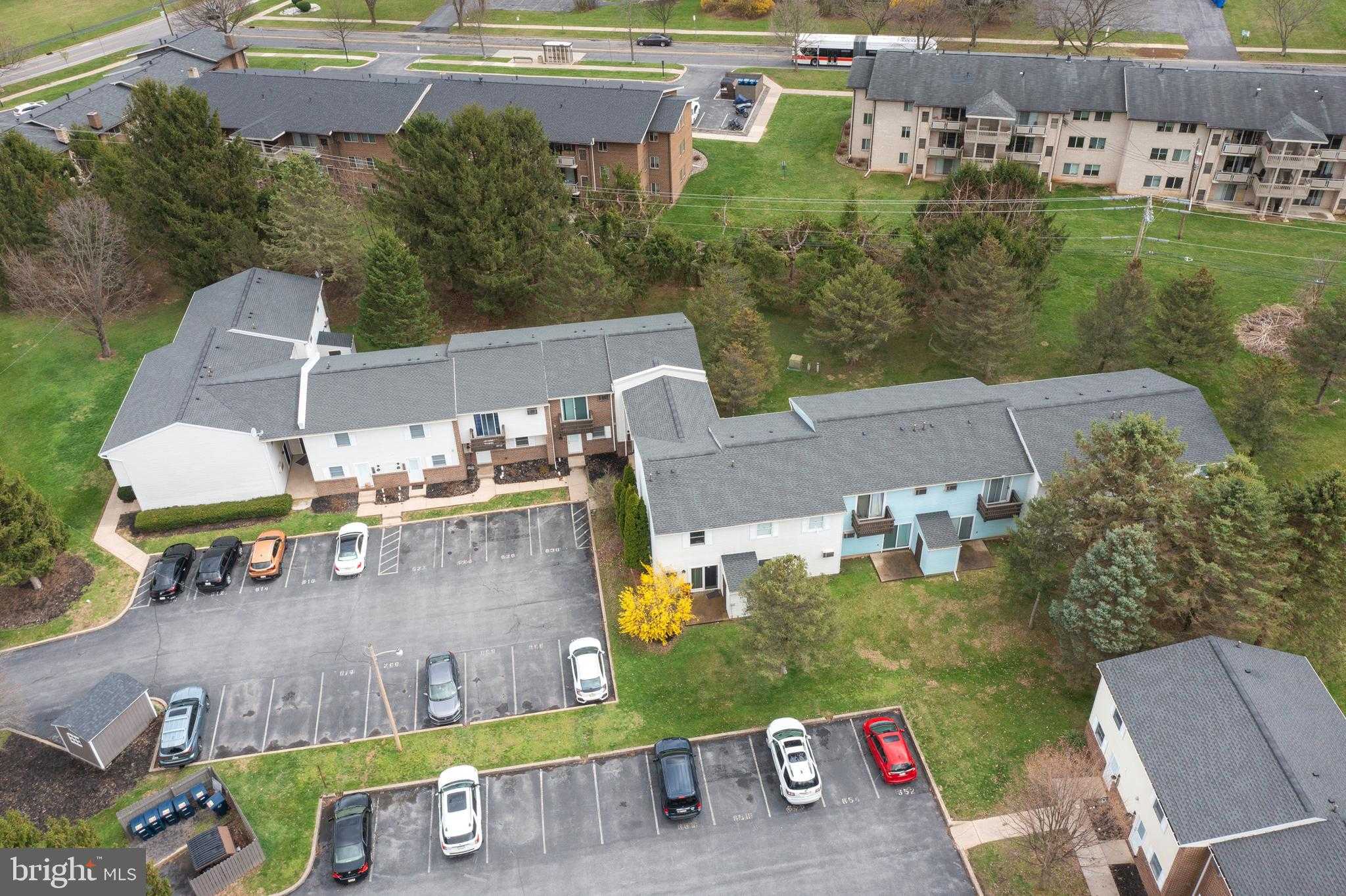 676 Southgate Dr photo 13