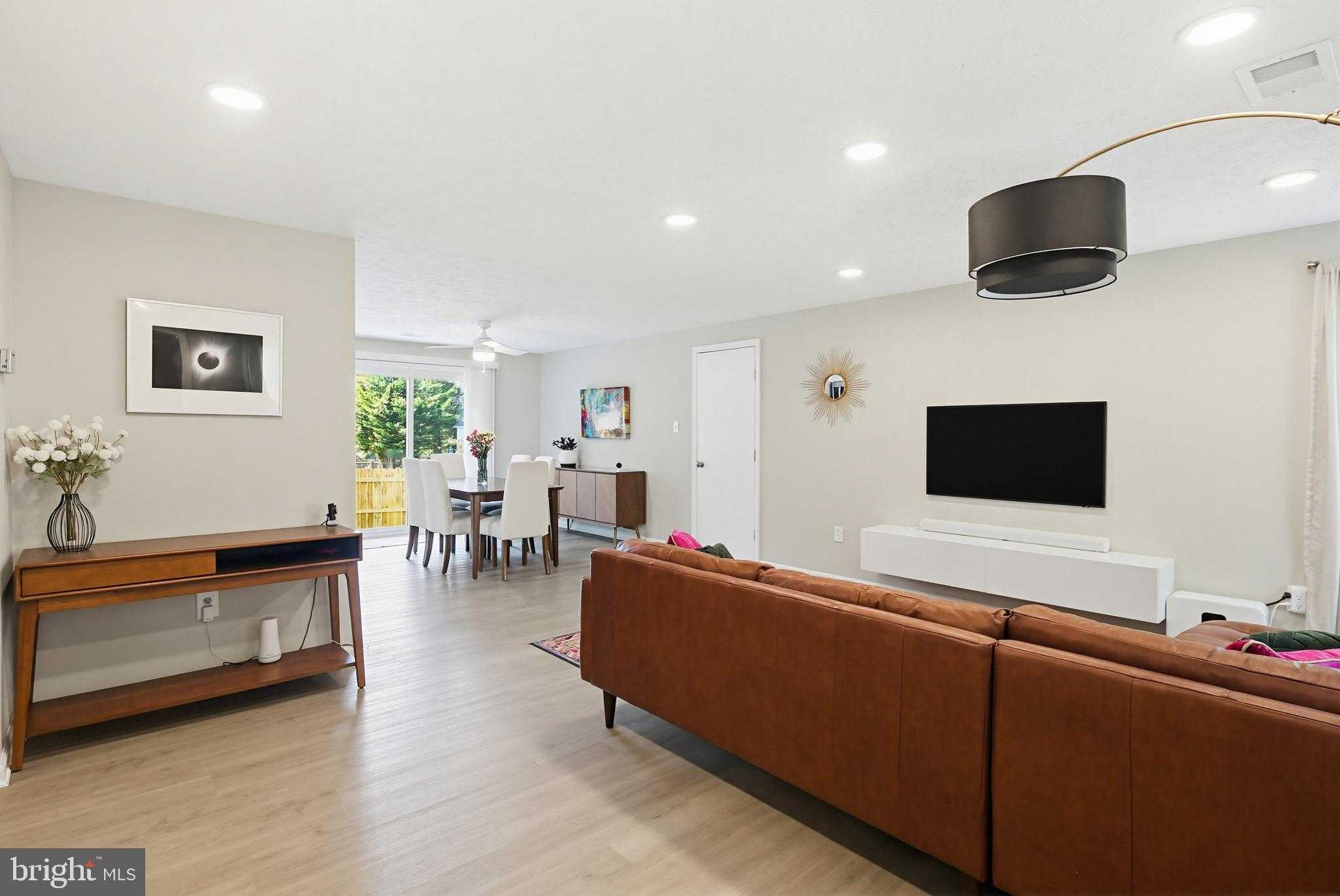 11528 Doxdam Ter photo 8